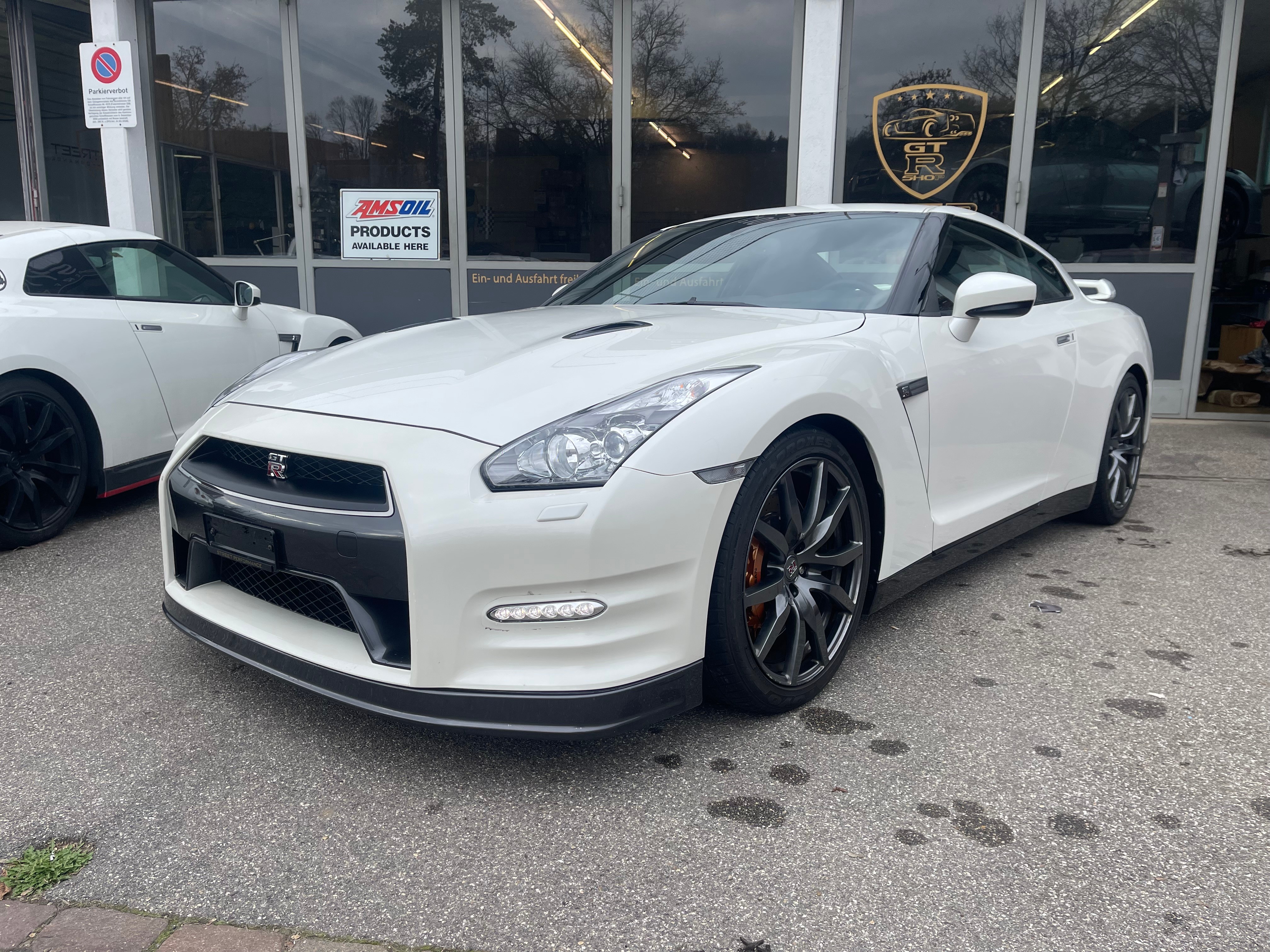 NISSAN GT-R 3.8 V6 Biturbo Black Edition