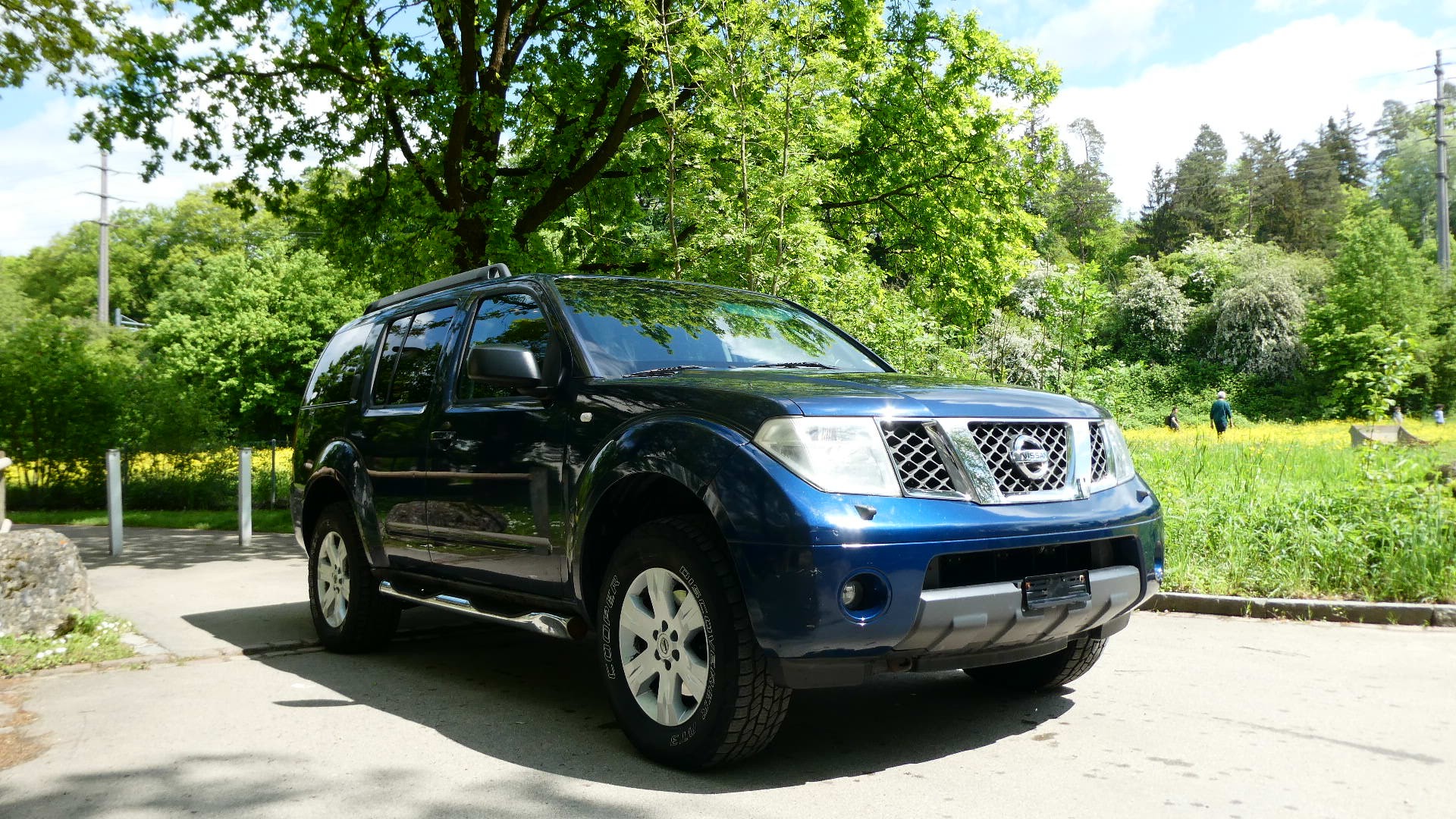 NISSAN Pathfinder 2.5 dCi LE