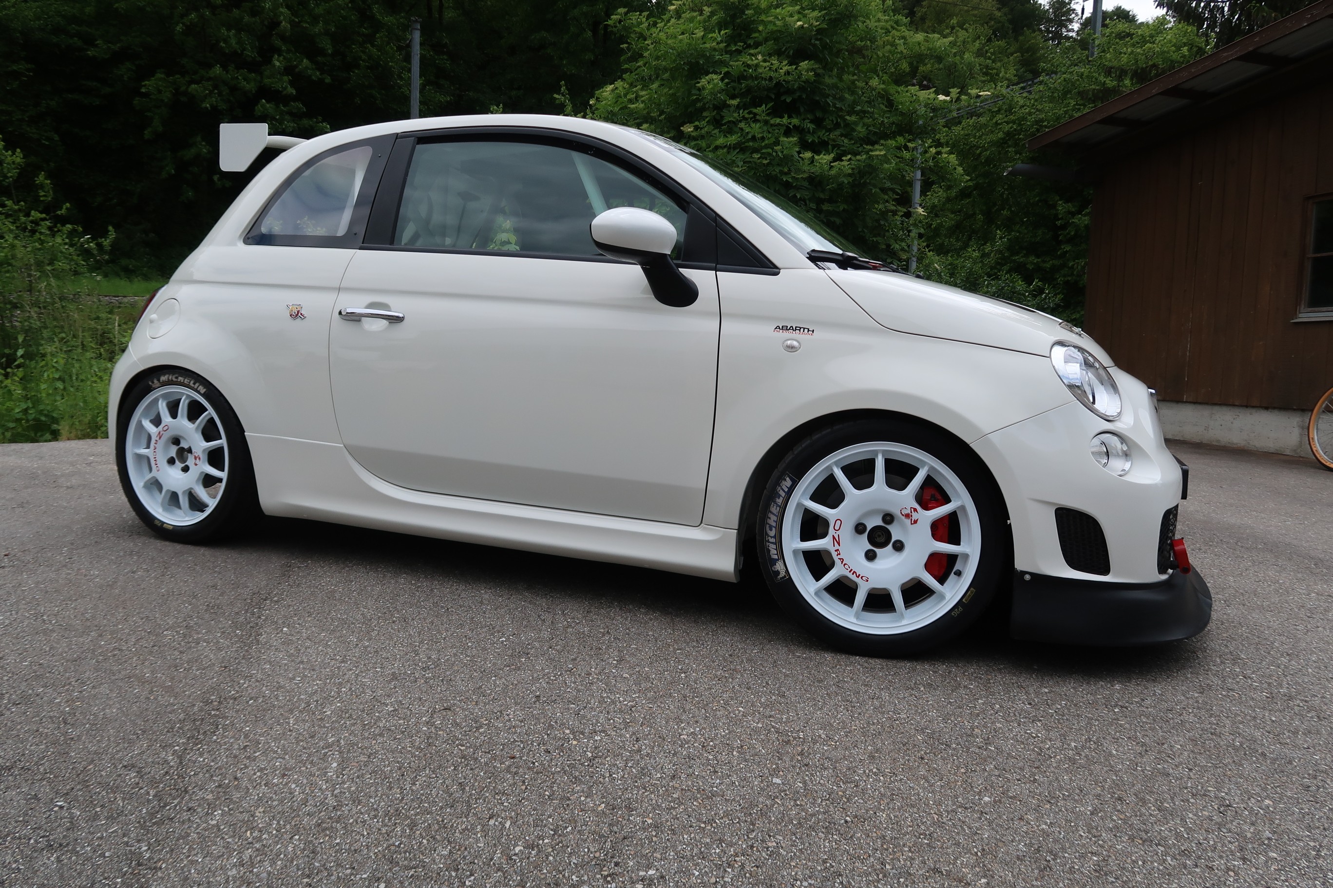 FIAT 500 Abarth Assetto Corese 1.4 Rennwagen 215 PS 1 von 49 Limited Edition