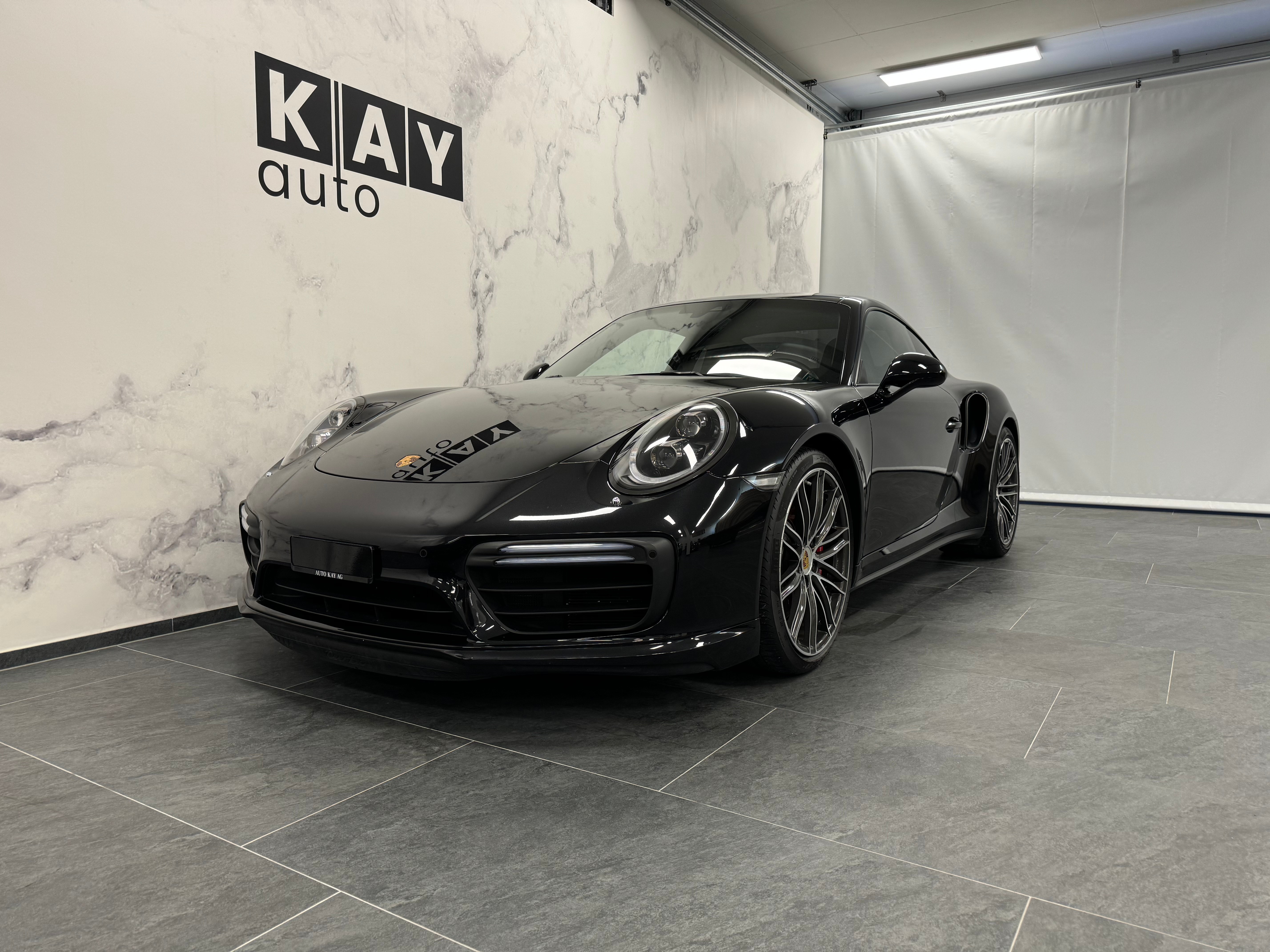 PORSCHE 911 Turbo PDK