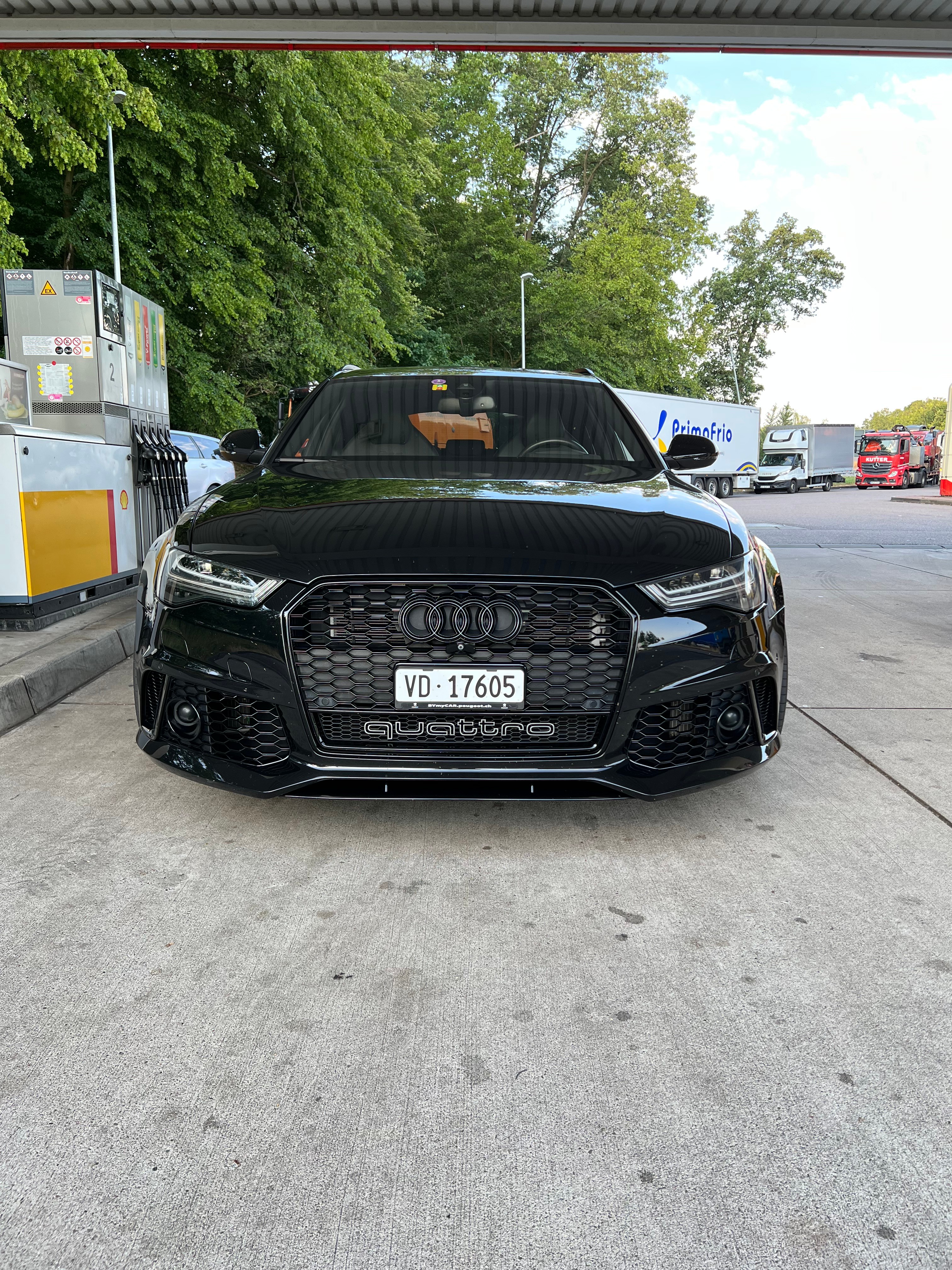 AUDI RS6 Avant 4.0 TFSI V8 performance quattro