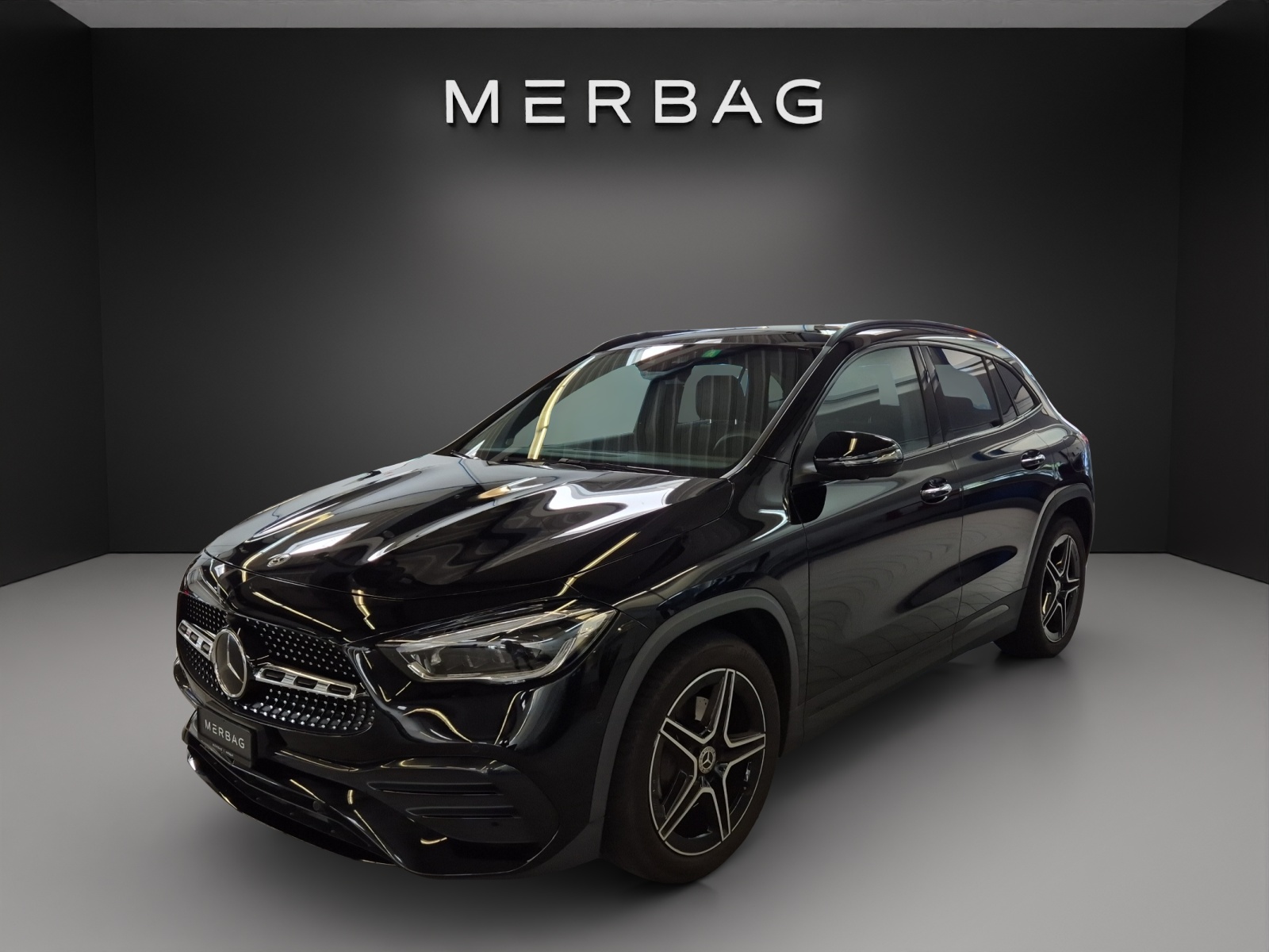 MERCEDES-BENZ GLA 220d AMG Line 4Matic