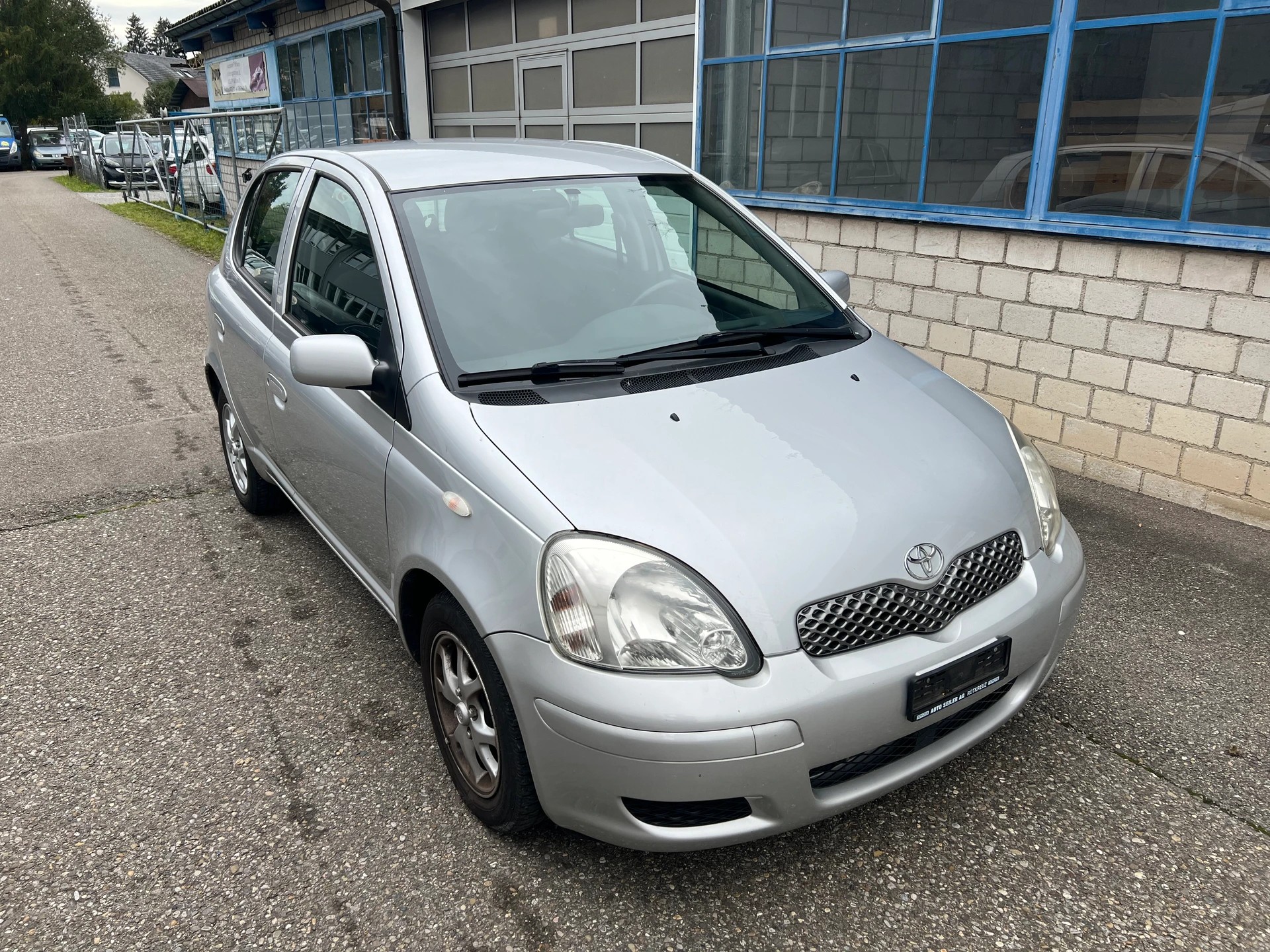 TOYOTA Yaris 1.3 Linea Sol