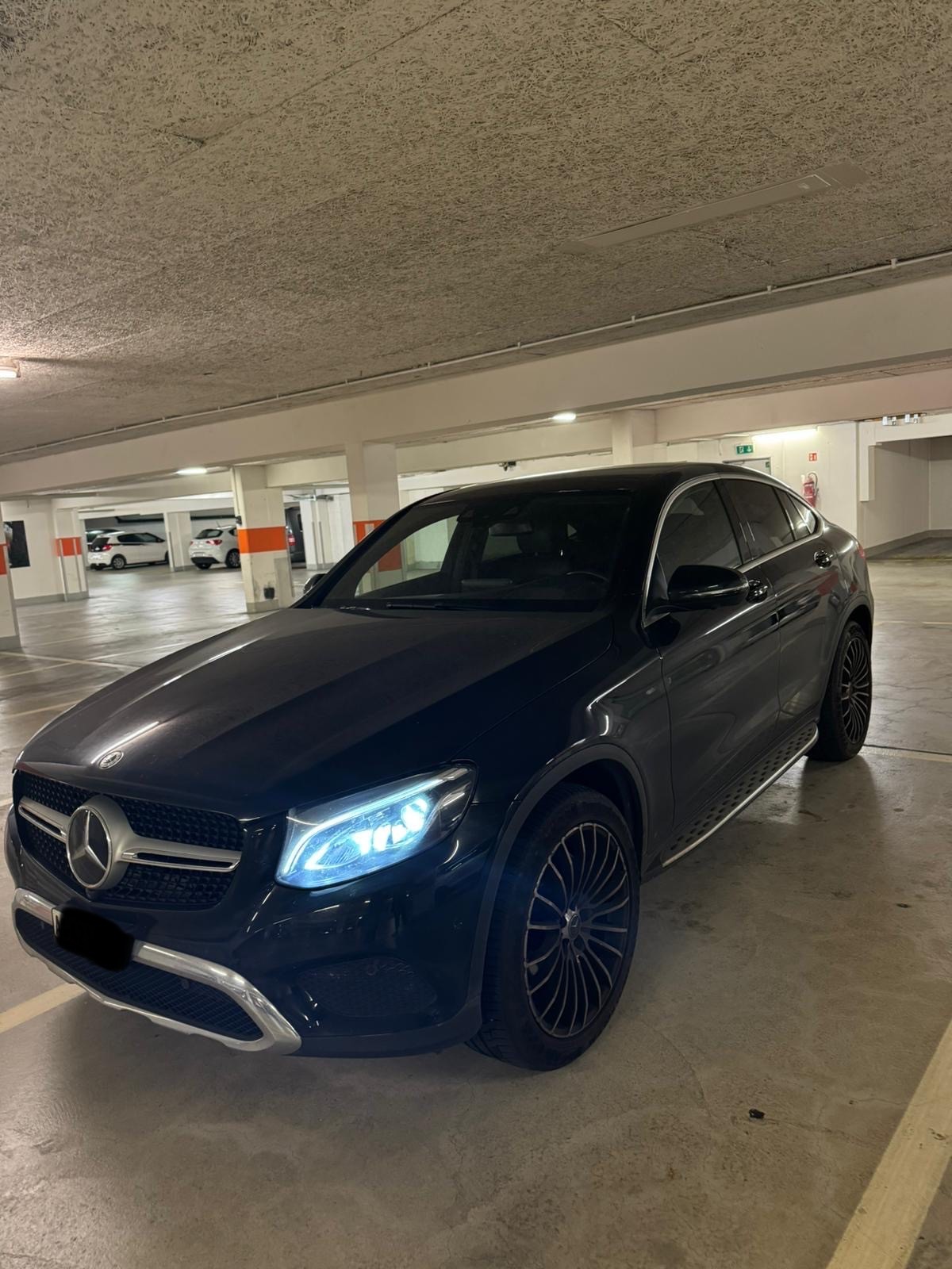 MERCEDES-BENZ GLC Coupé 250 d AMG Line 4Matic 9G-Tronic