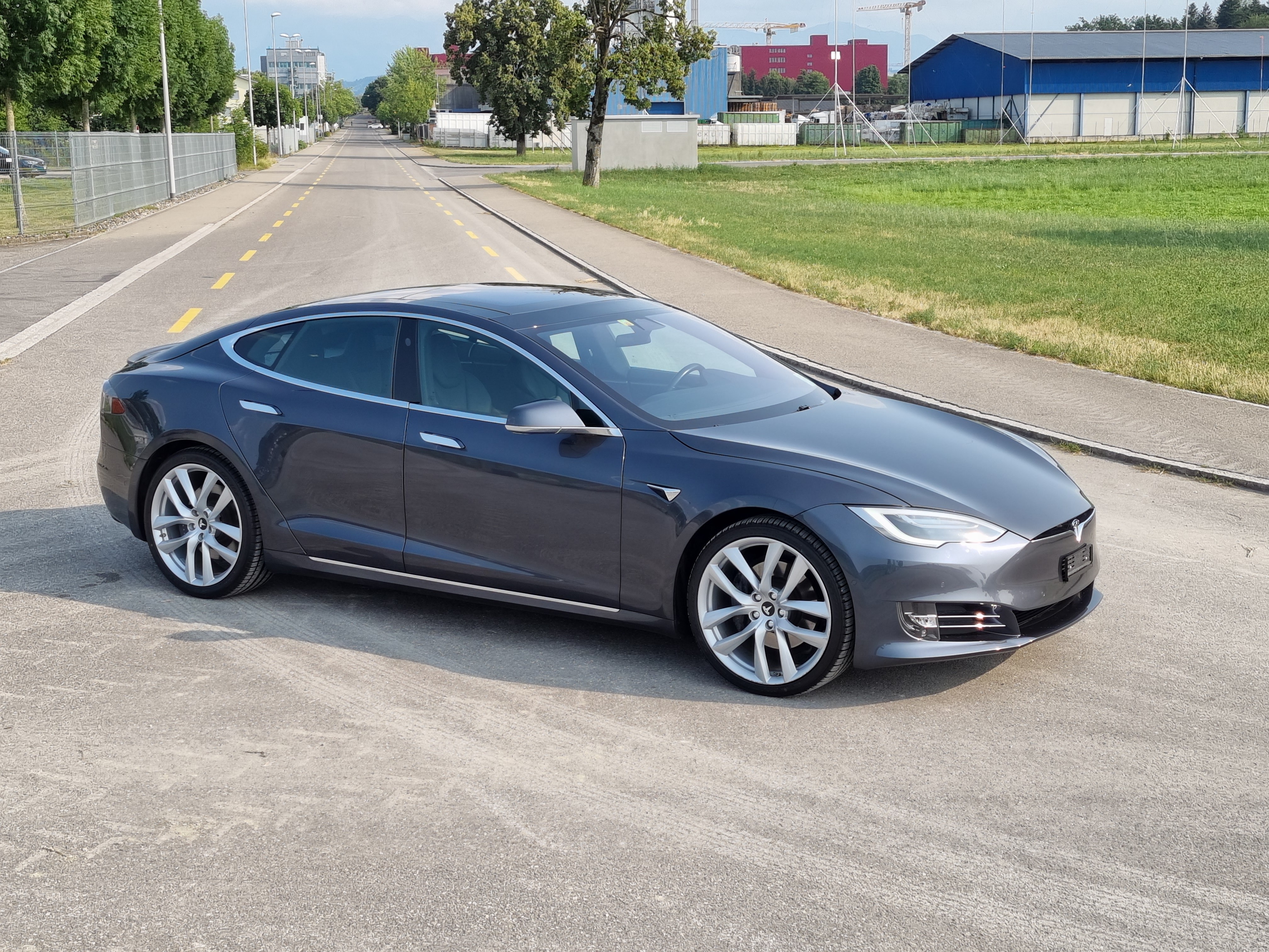 TESLA Model S 100 D