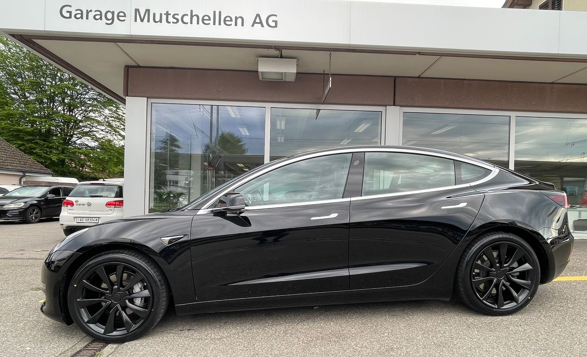 TESLA Model 3 AWD Long Range 560km Dual Motor All Black