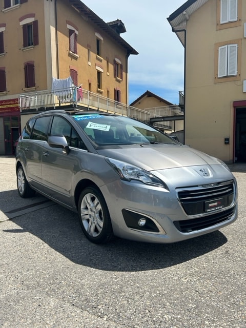 PEUGEOT 5008 1.6 16V T Allure Tiptronic