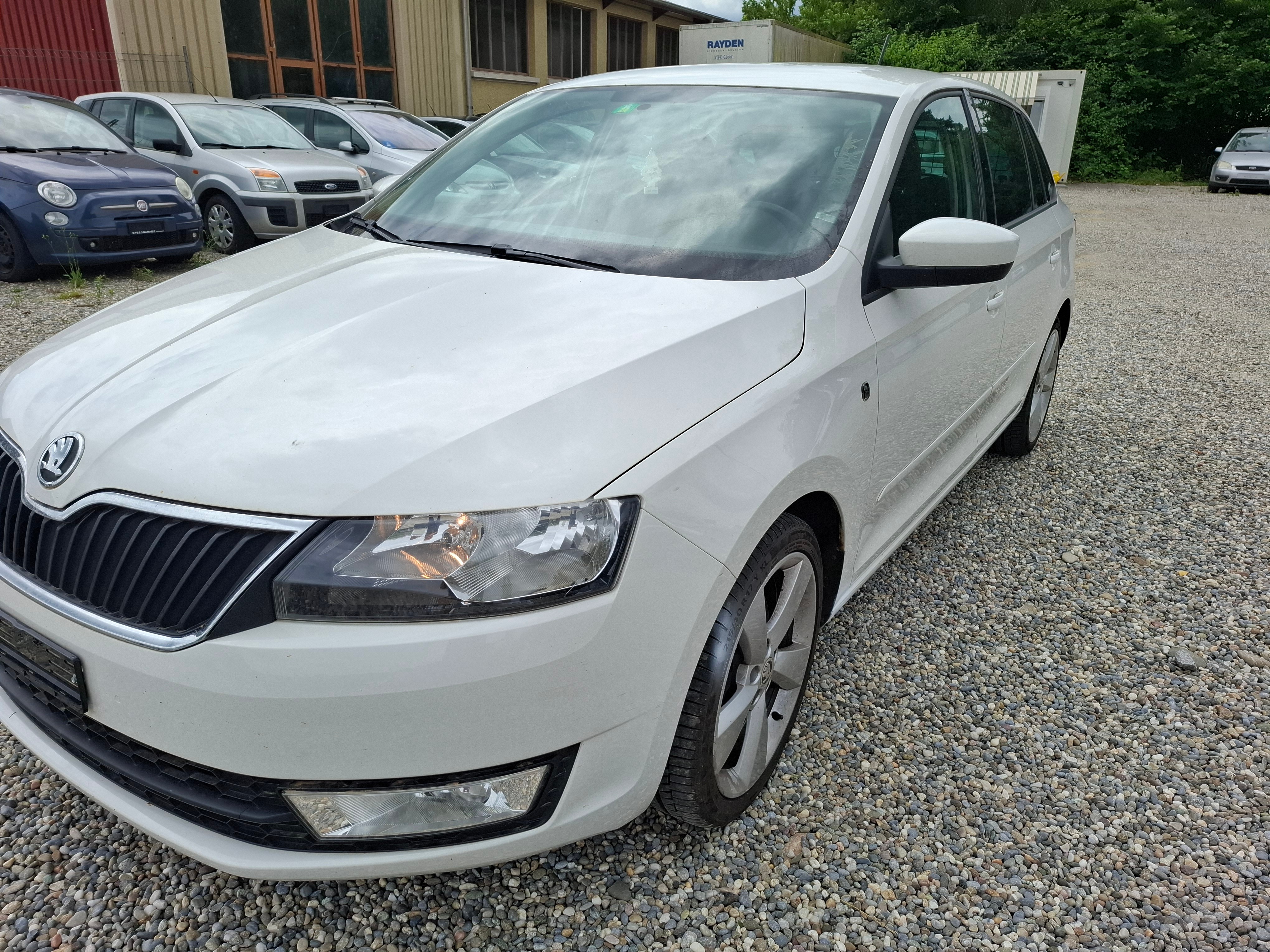 SKODA Rapid Spaceback 1.2 TSI Active