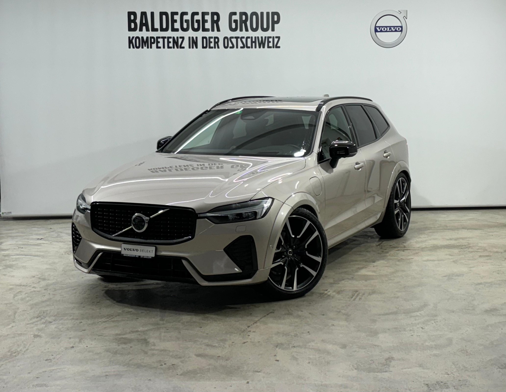 VOLVO XC60 2.0 T8 TE Ultimate Dark e