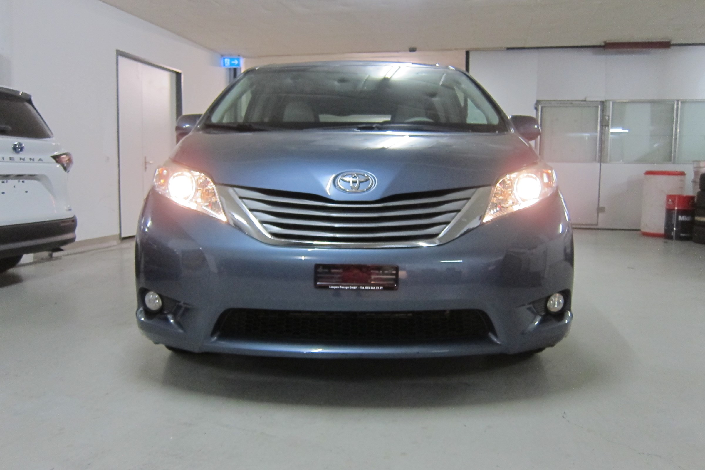 TOYOTA Sienna 3.5 A 4WD