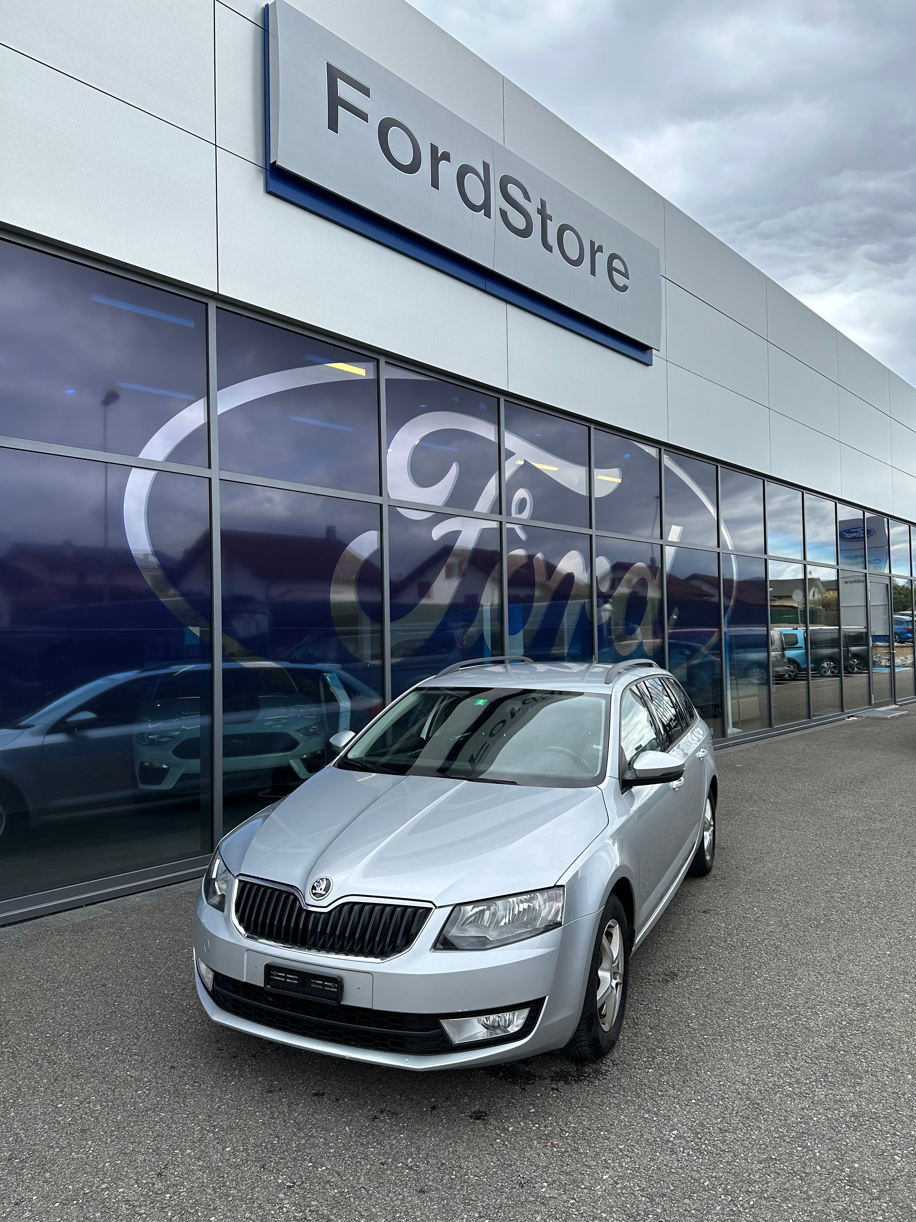 SKODA Octavia Combi 1.6 TDI 110 Active DSG