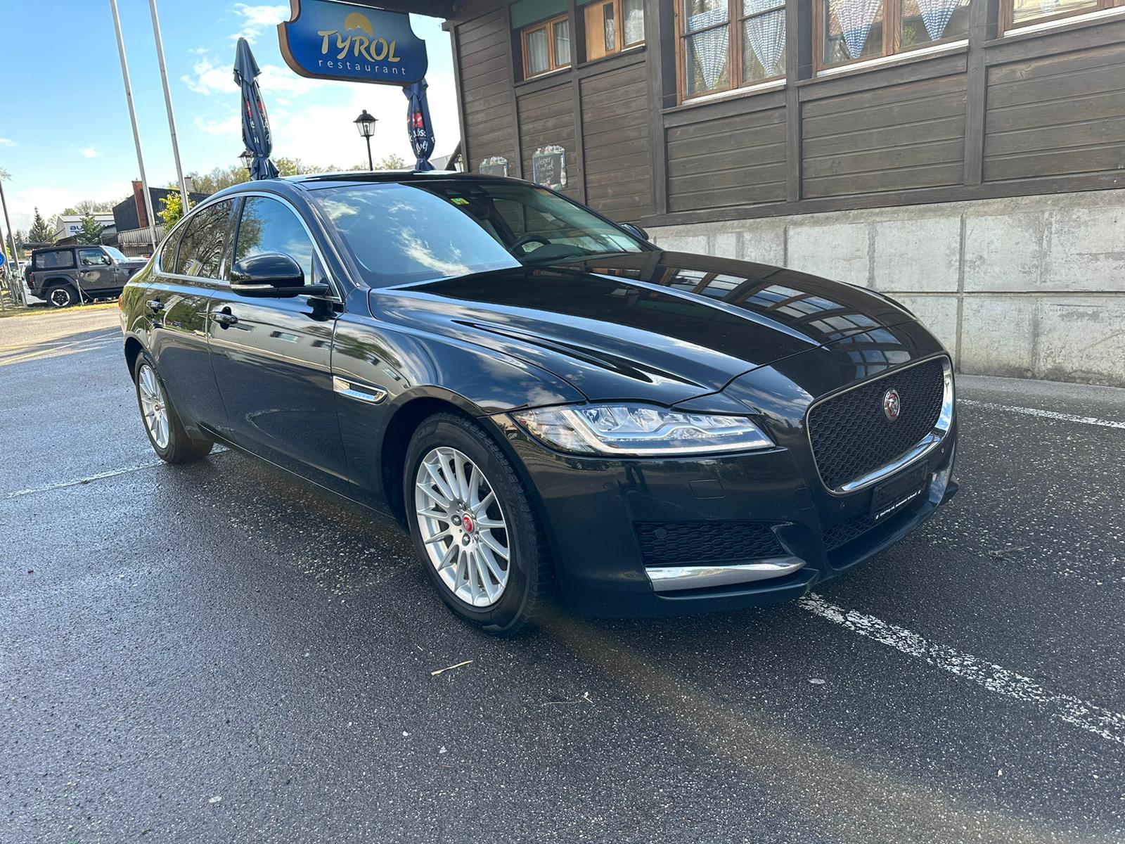 JAGUAR XF 20d Prestige