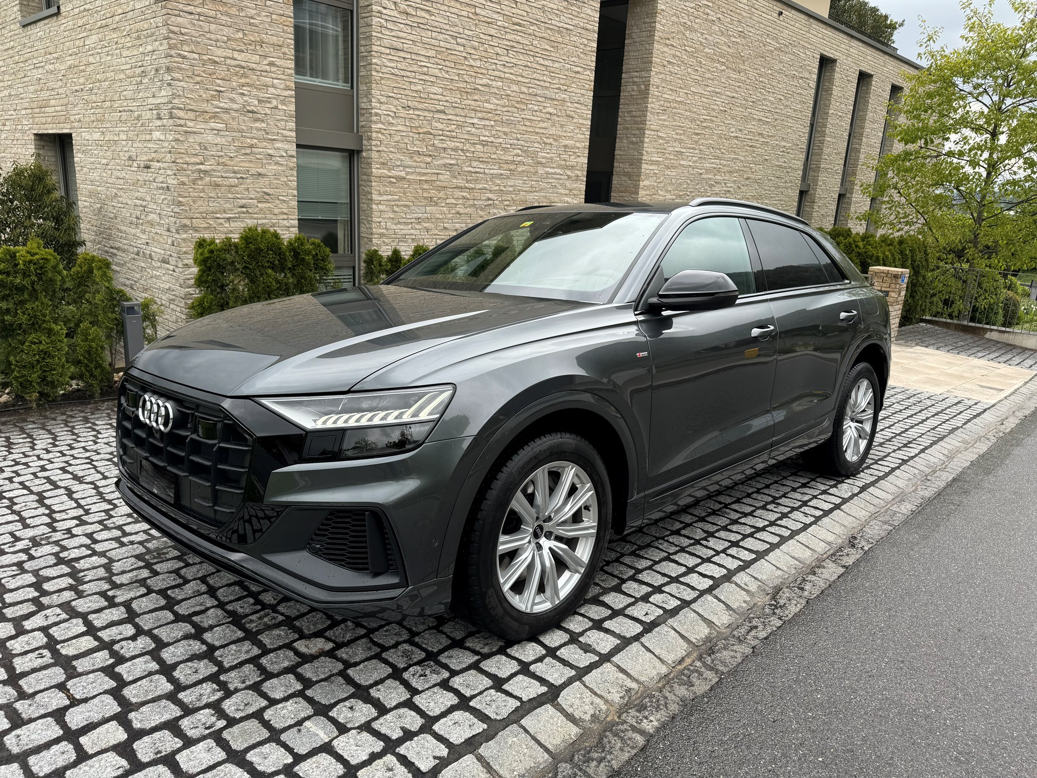 AUDI Q8 55 TFSI e quattro PHEV tiptronic