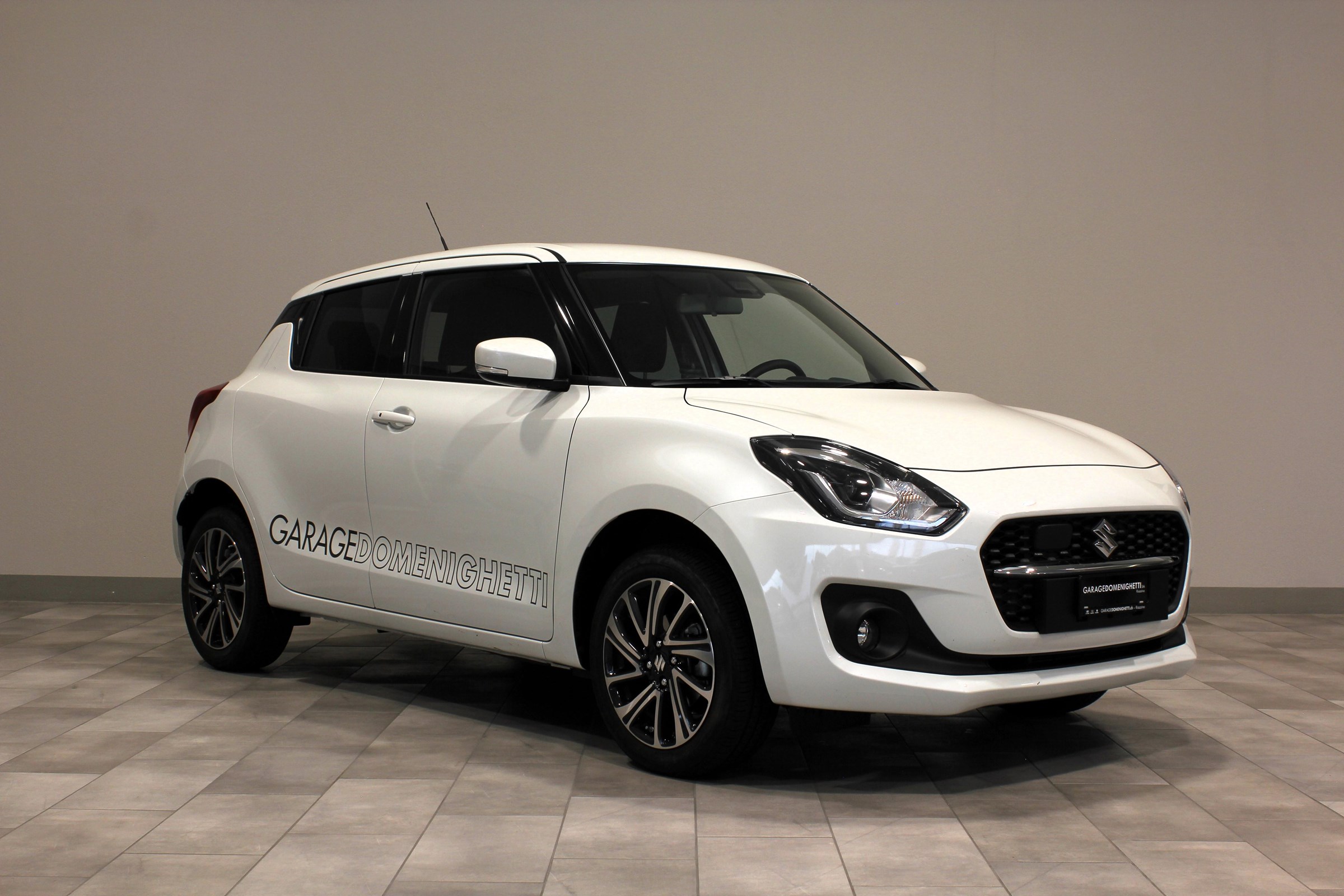 SUZUKI Swift 1.2 Compact Top Hybrid 4x4