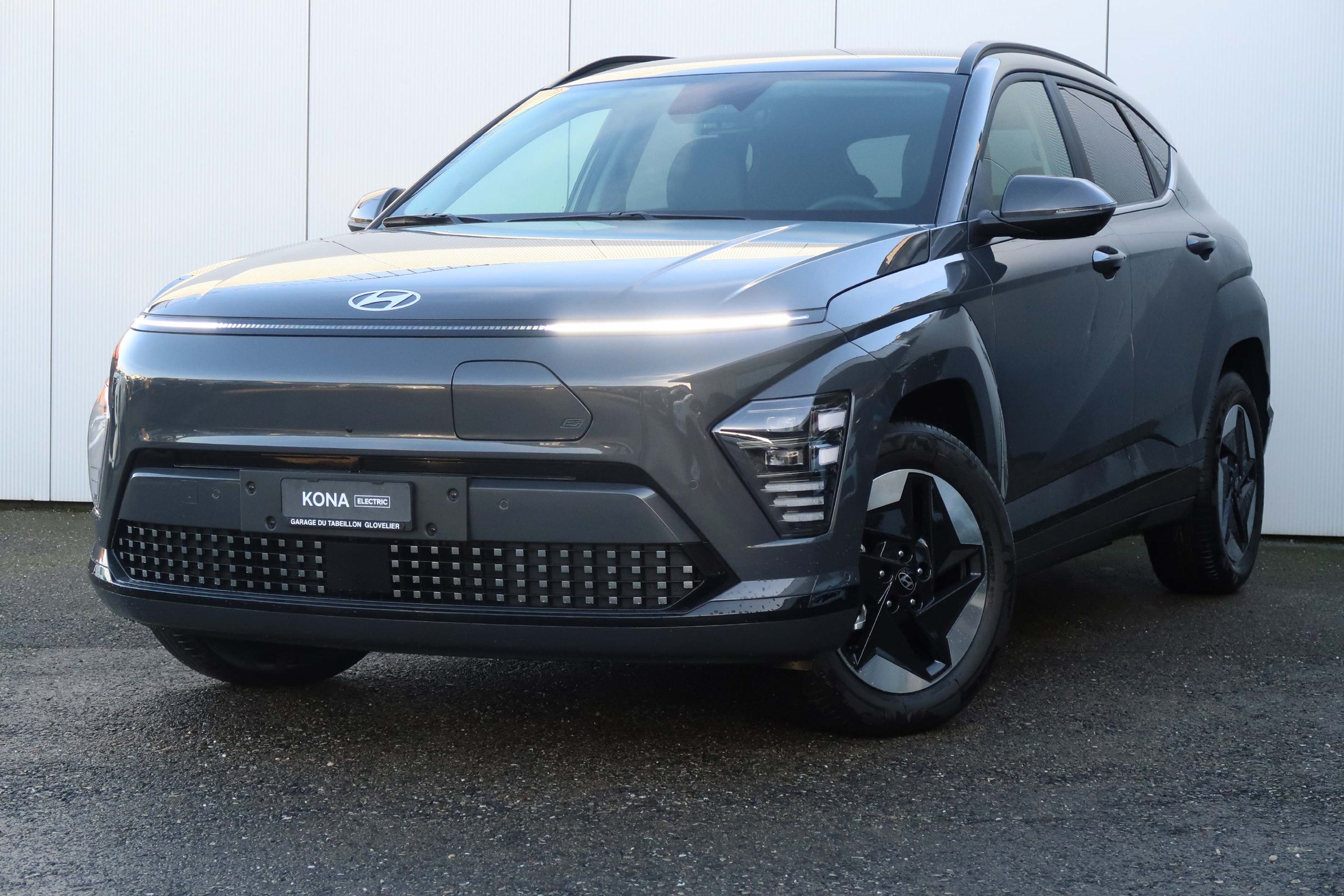 HYUNDAI Kona Electric NEW Amplia 514 kms autonomie