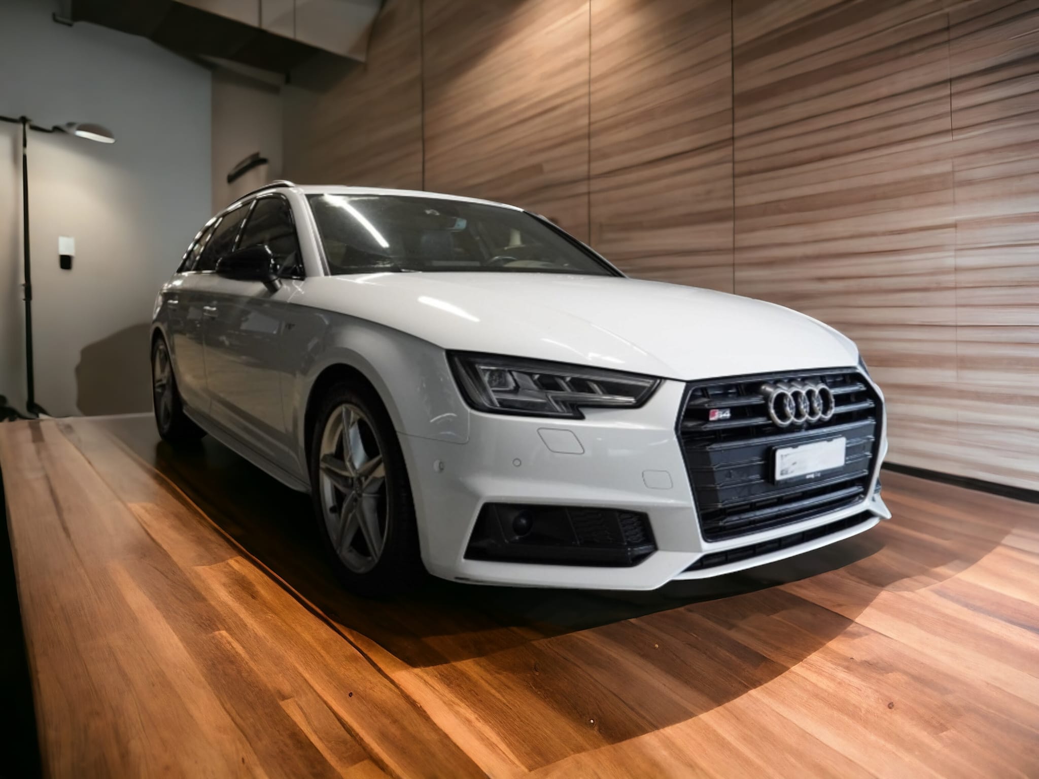 AUDI S4 Avant 3.0 TFSI quattro tiptronic