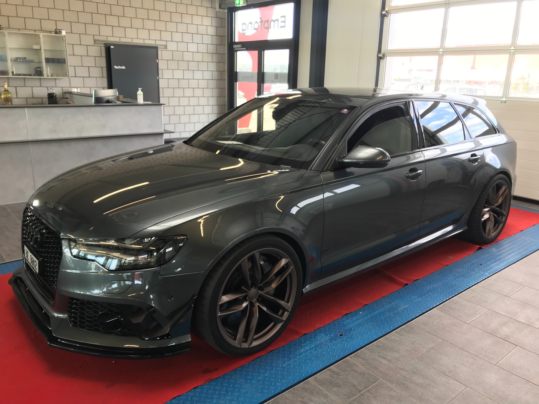 AUDI RS6 Avant 4.0 TFSI V8 quattro Tiptronic