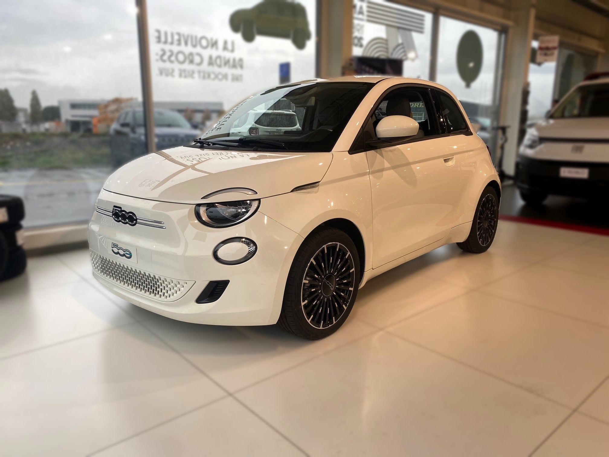 FIAT 500 3+1 electric 87 kW Icon Premium