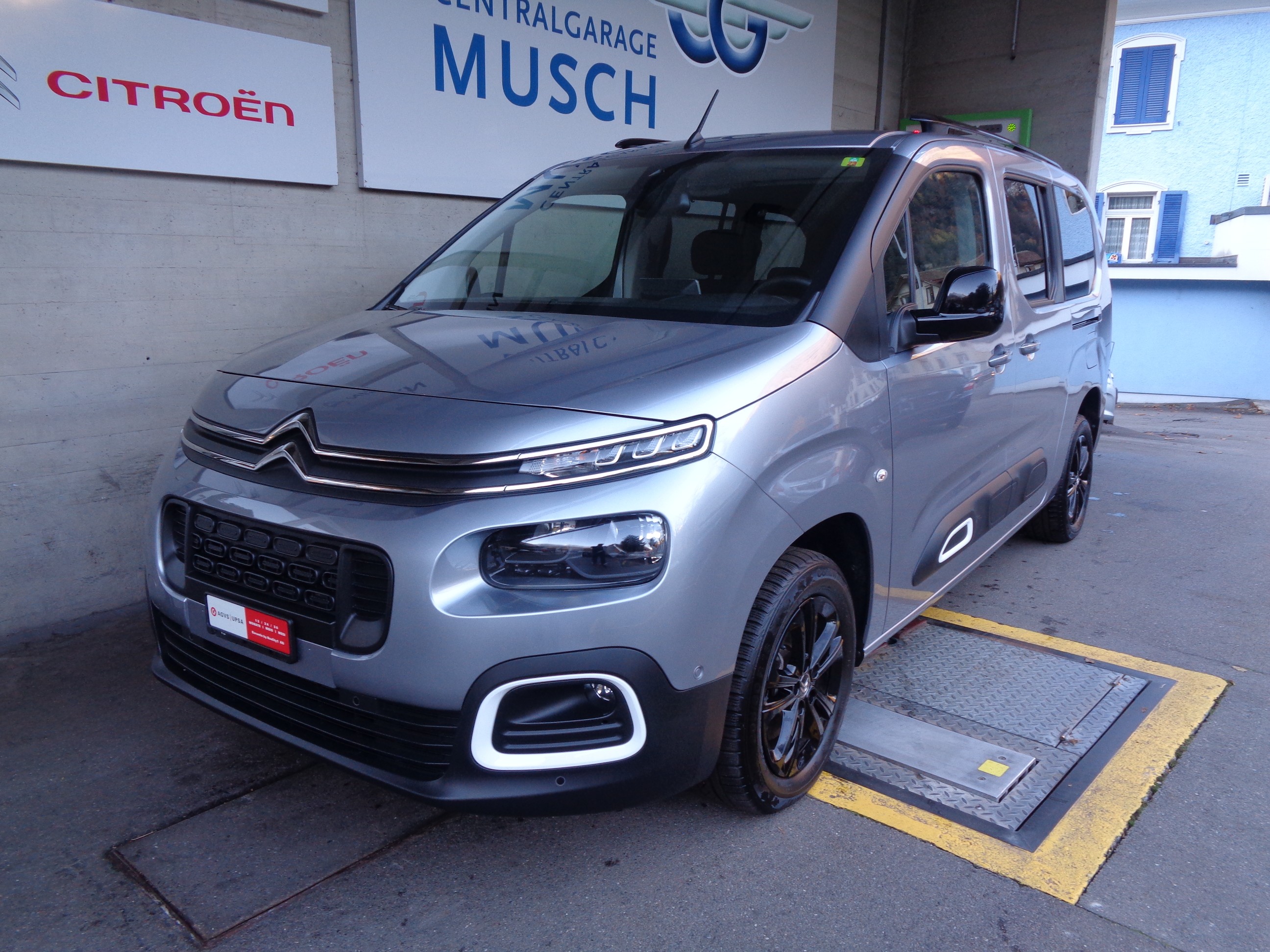 CITROEN Berlingo XL 1.5 BlueHDi 7 Plätze Feel PackEAT8