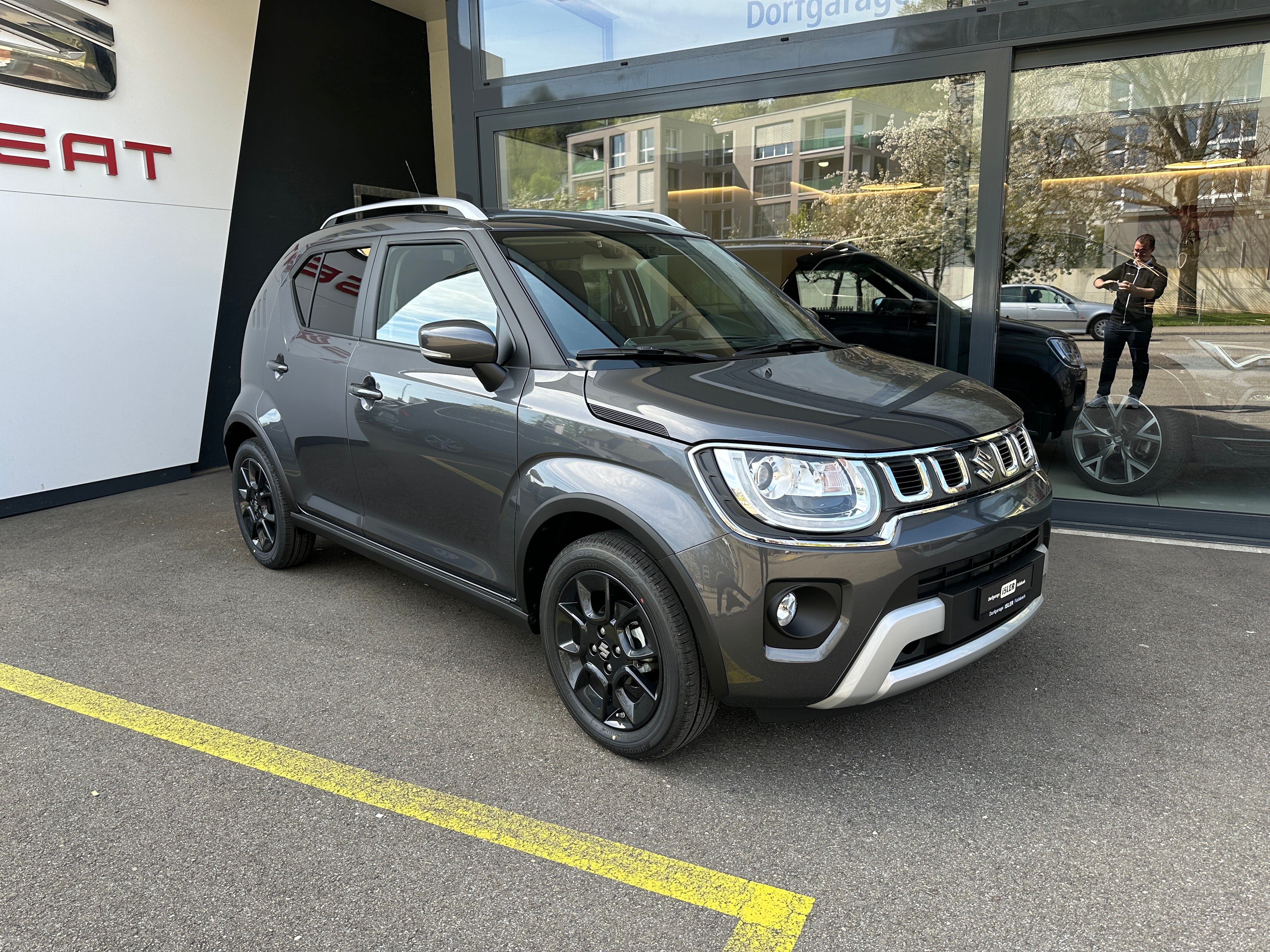 SUZUKI Ignis 1.2i Compact Top Hybrid 4x4