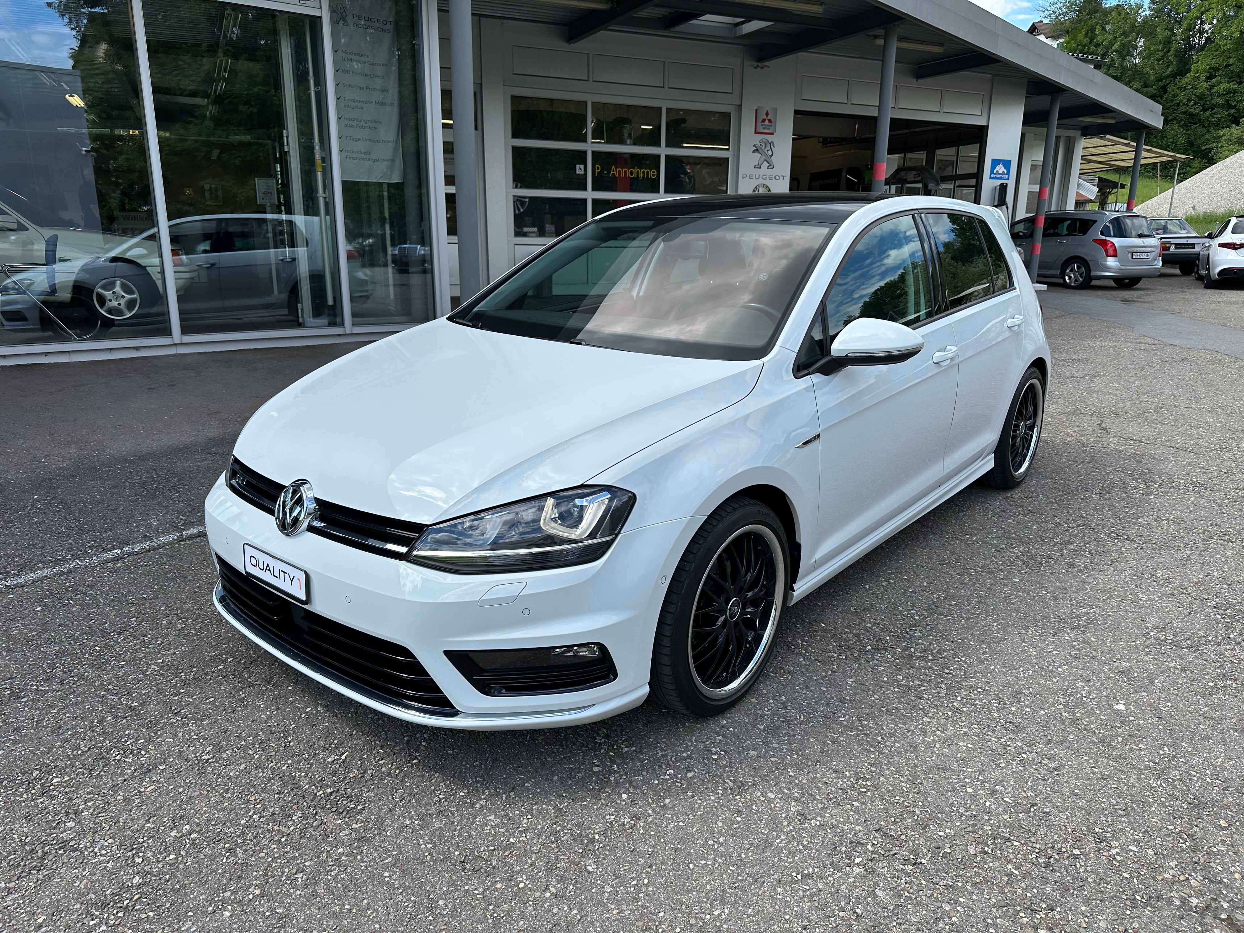 VW Golf 1.4 TSI Lounge R-Line DSG