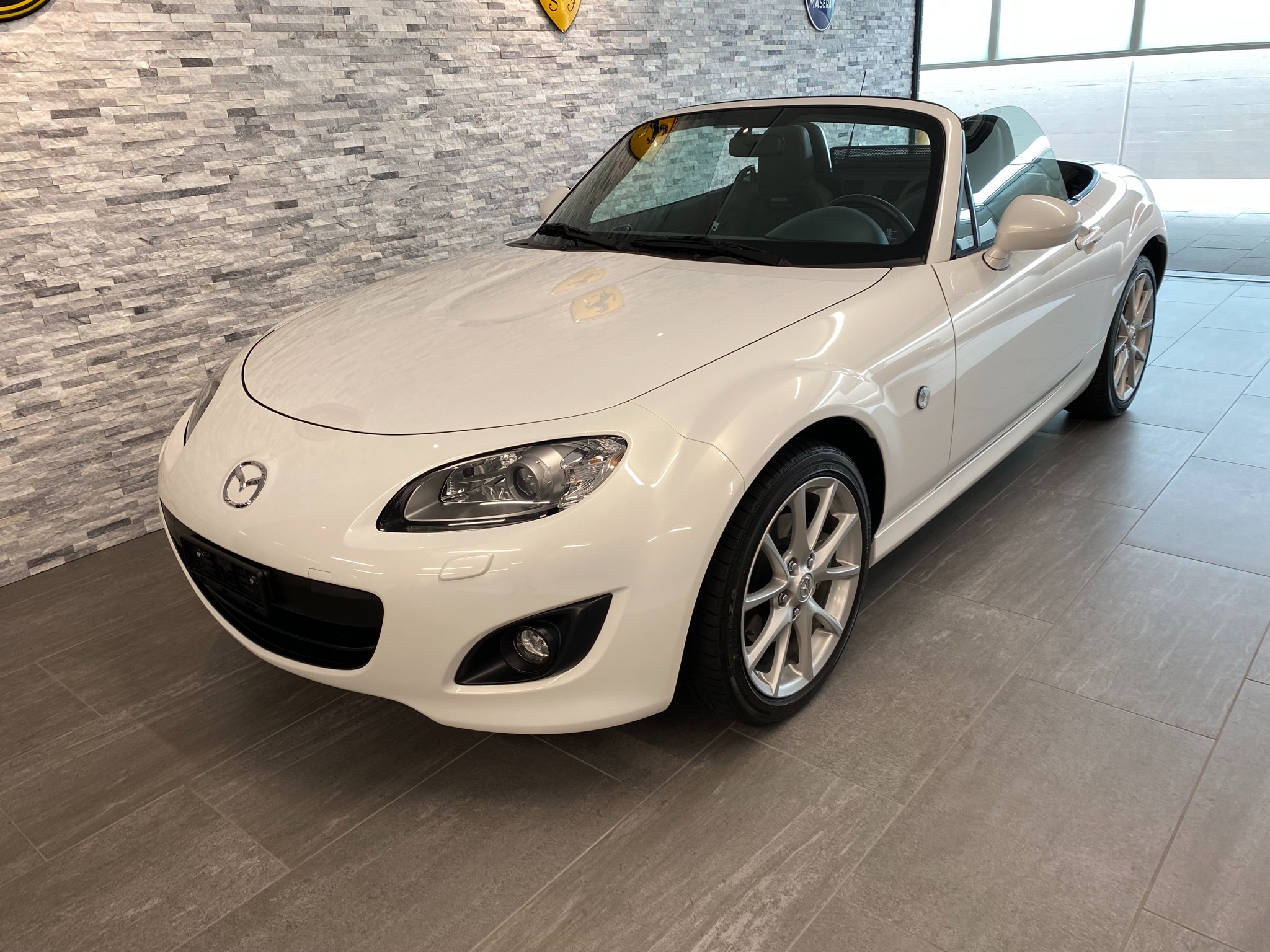 MAZDA MX-5 Roadster-Coupé 2.0i 16V Sport