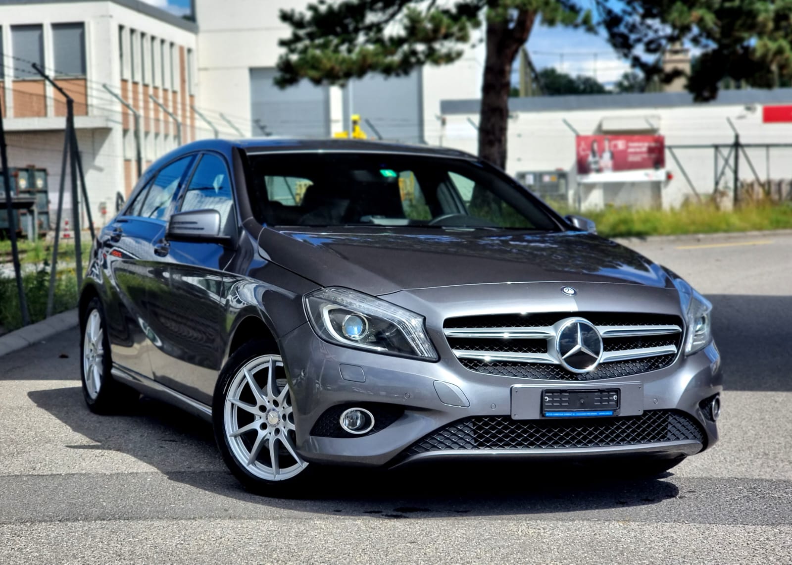 MERCEDES-BENZ A 200 7G-DCT