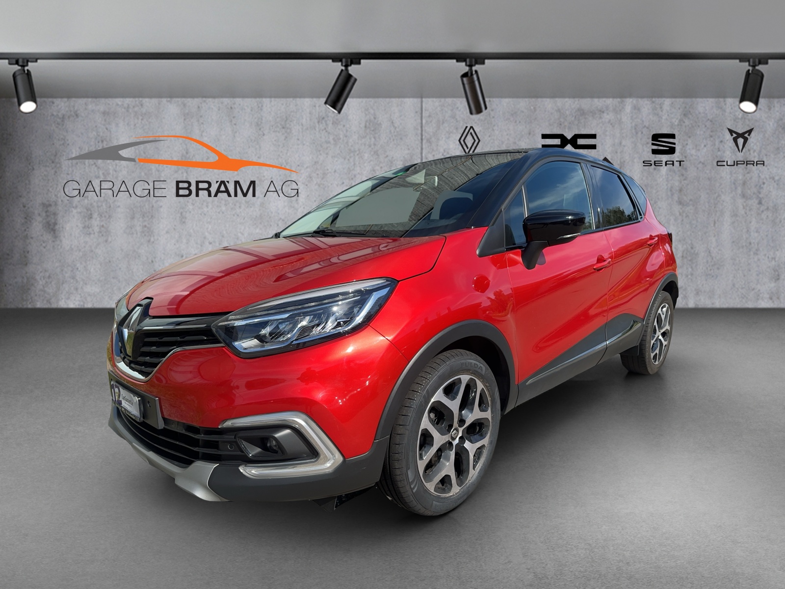 RENAULT Captur 1.3 T 16V Intens EDC