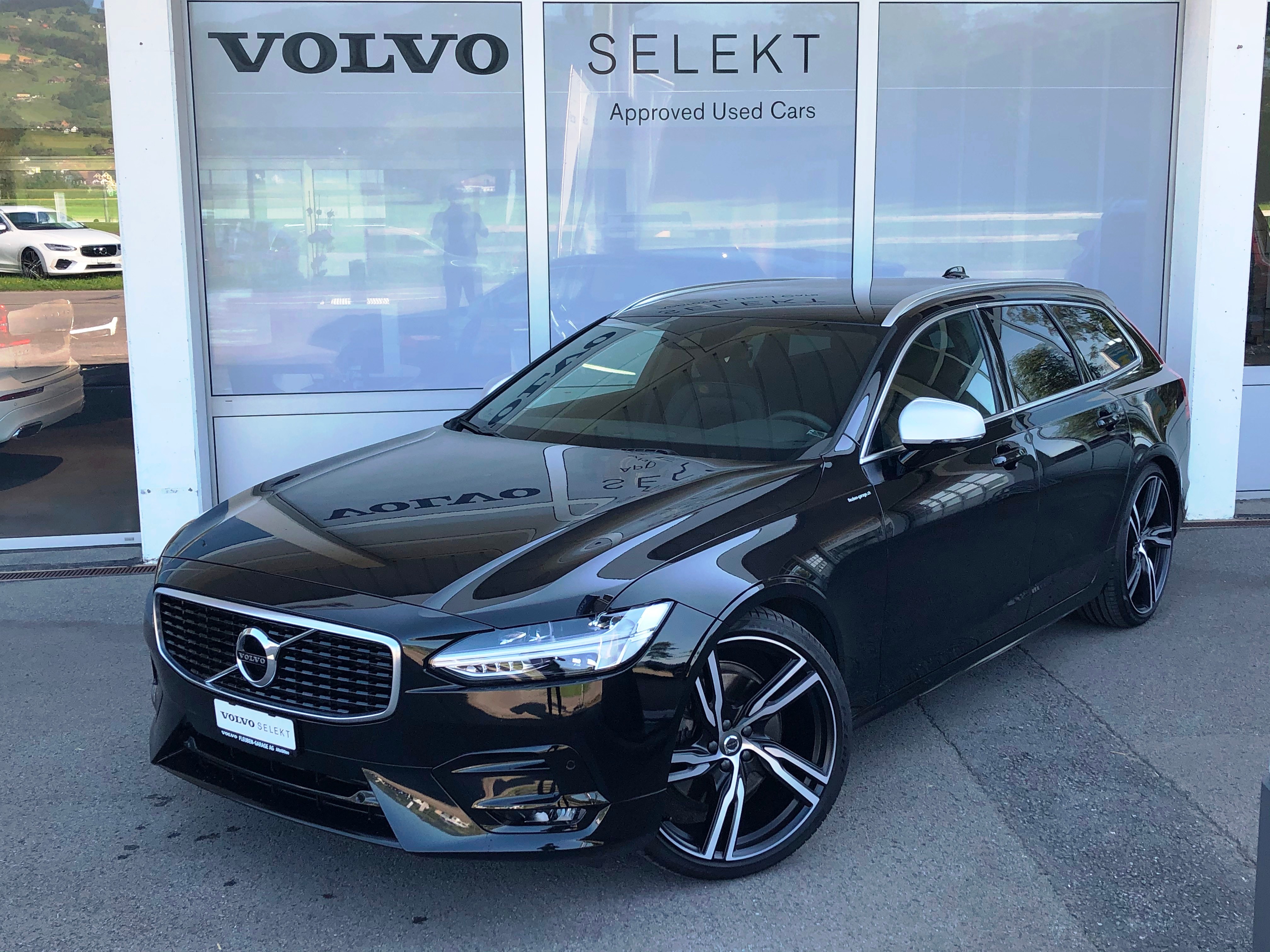 VOLVO V90 T5 R-Design