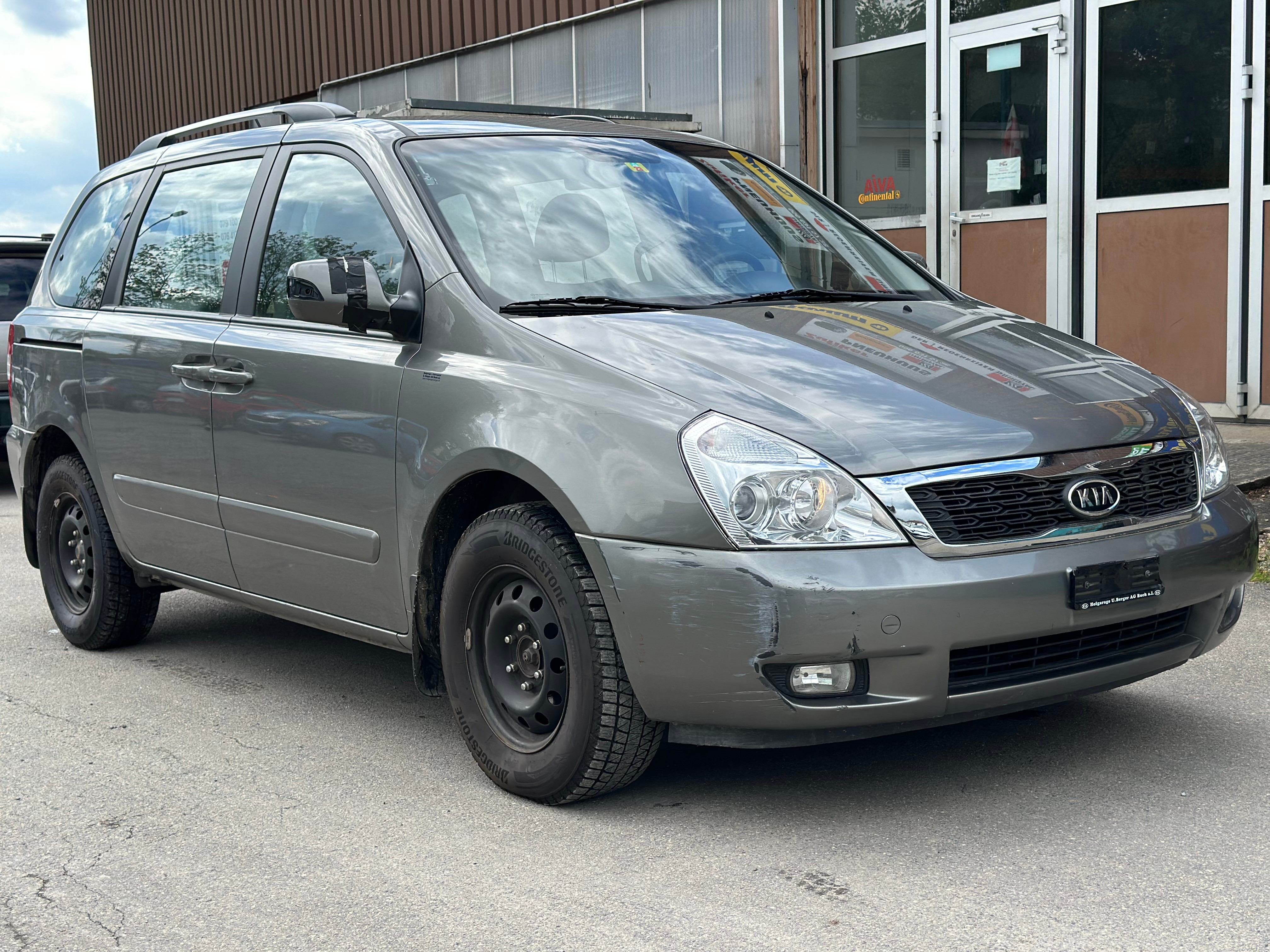 KIA Carnival 2.2 CRDi Trend Automatic