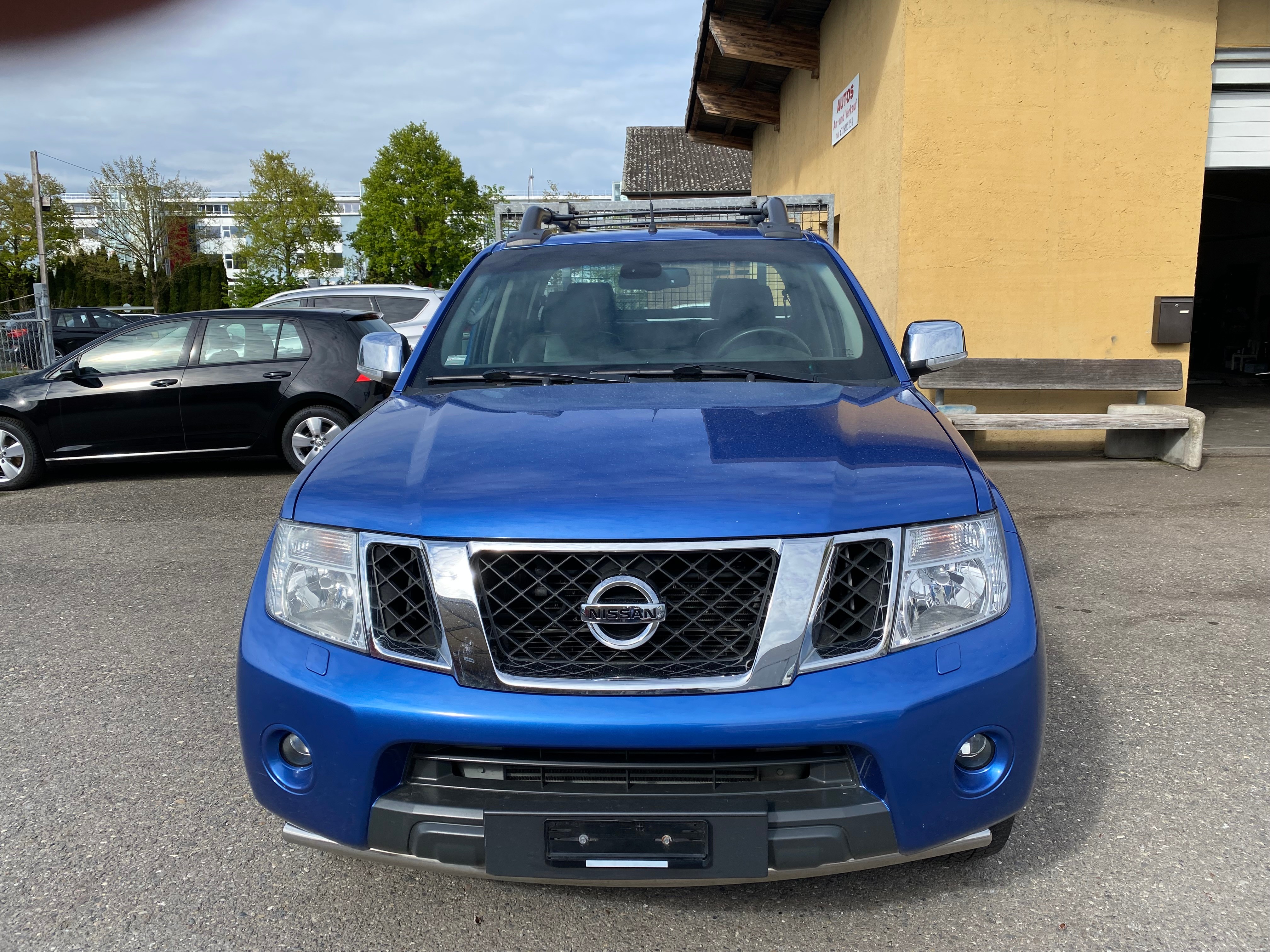 NISSAN Navara V6 Double Cab LE 3.0 dCi 4WD Automat