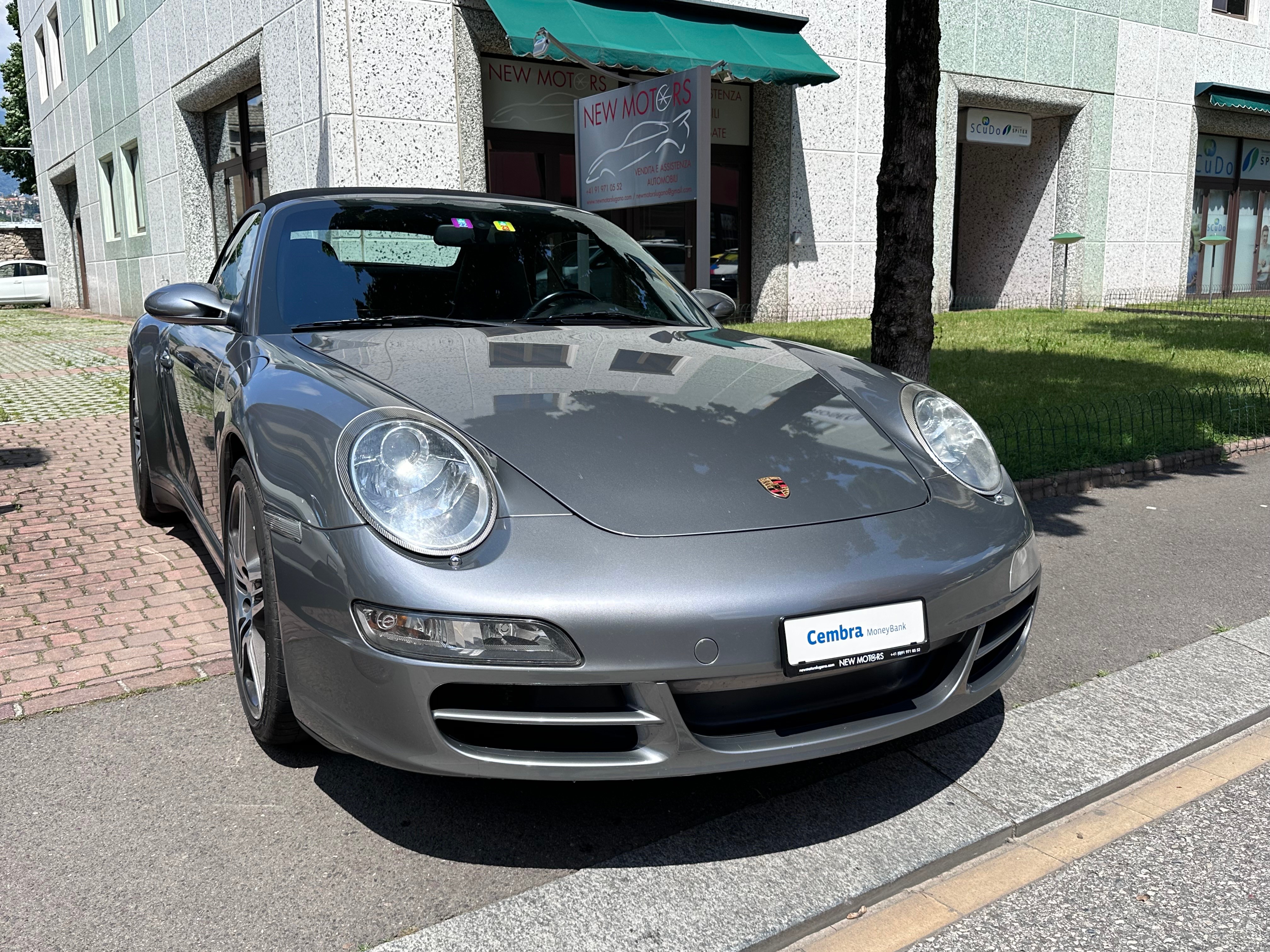 PORSCHE 911 Cabrio Carrera 4S