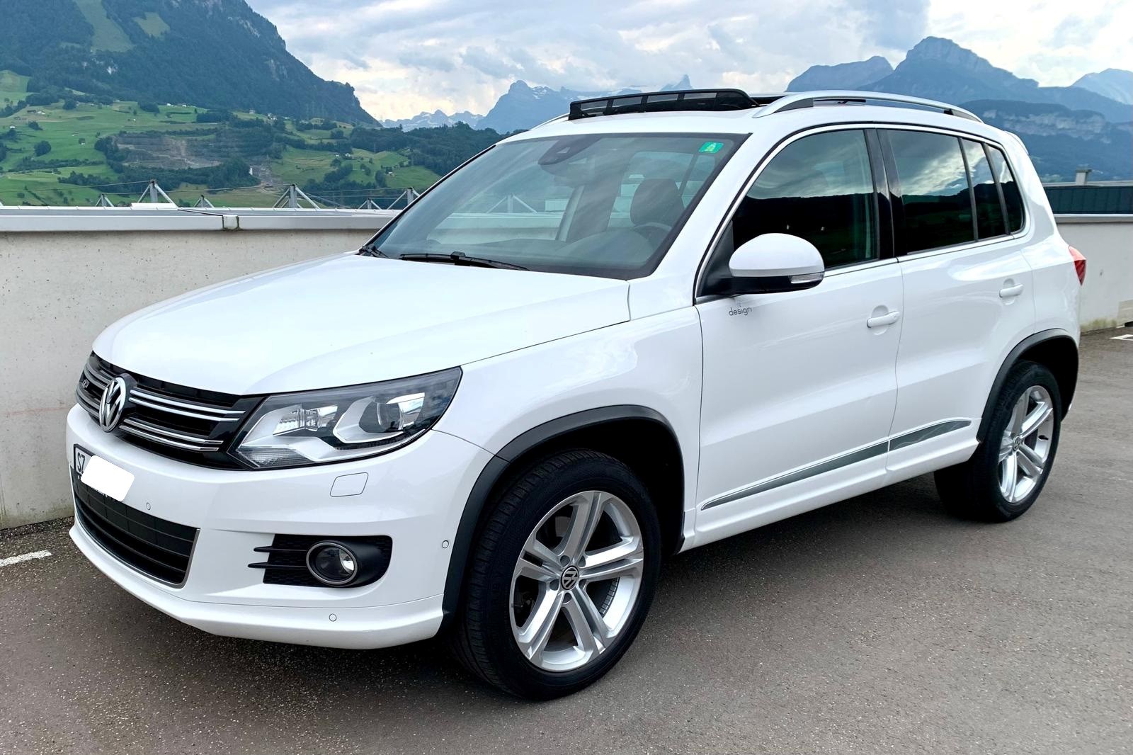 VW Tiguan 2.0 TSI R-Line Design 4Motion DSG