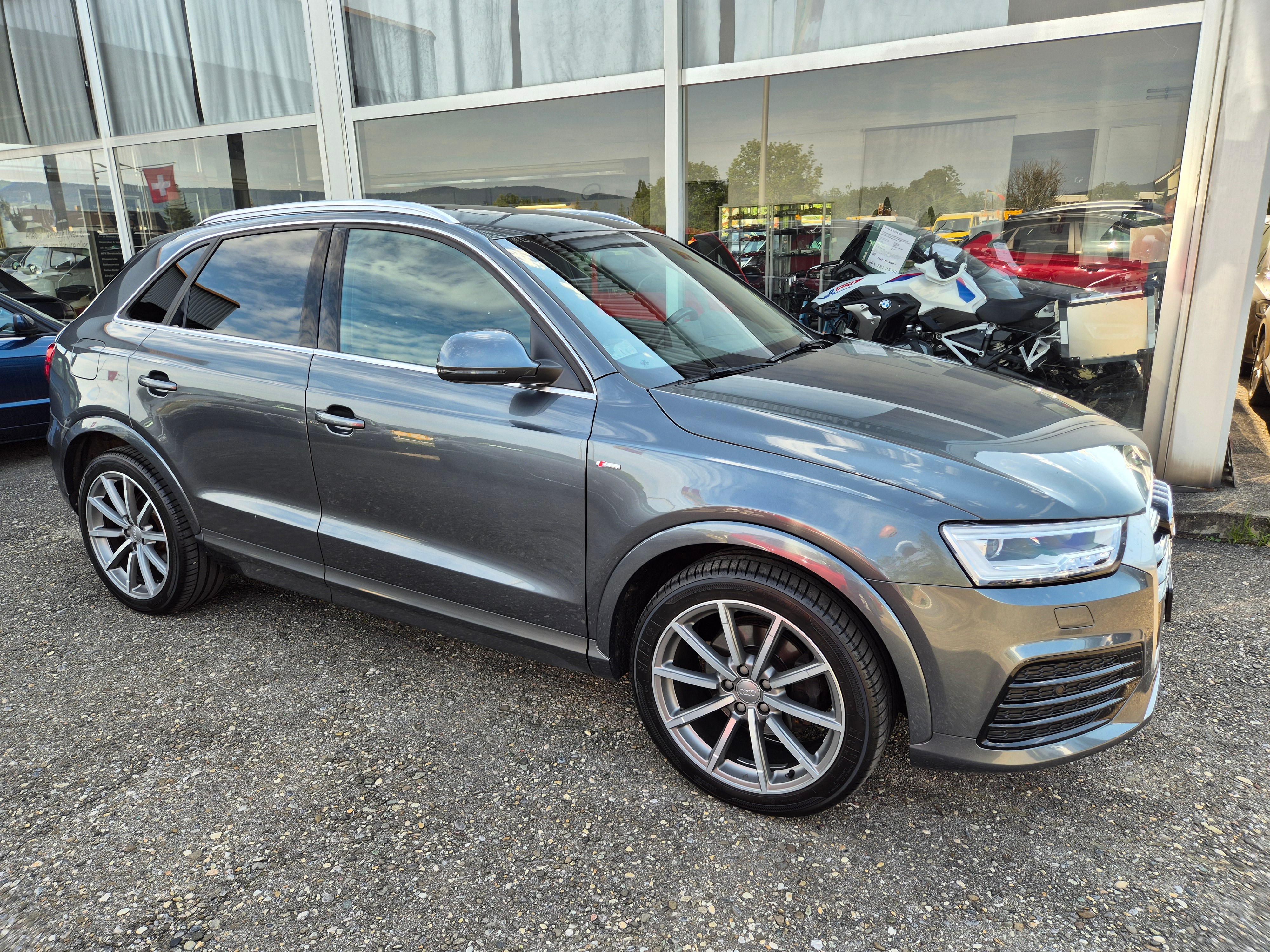 AUDI Q3 2.0 TDI sport quattro S-tronic