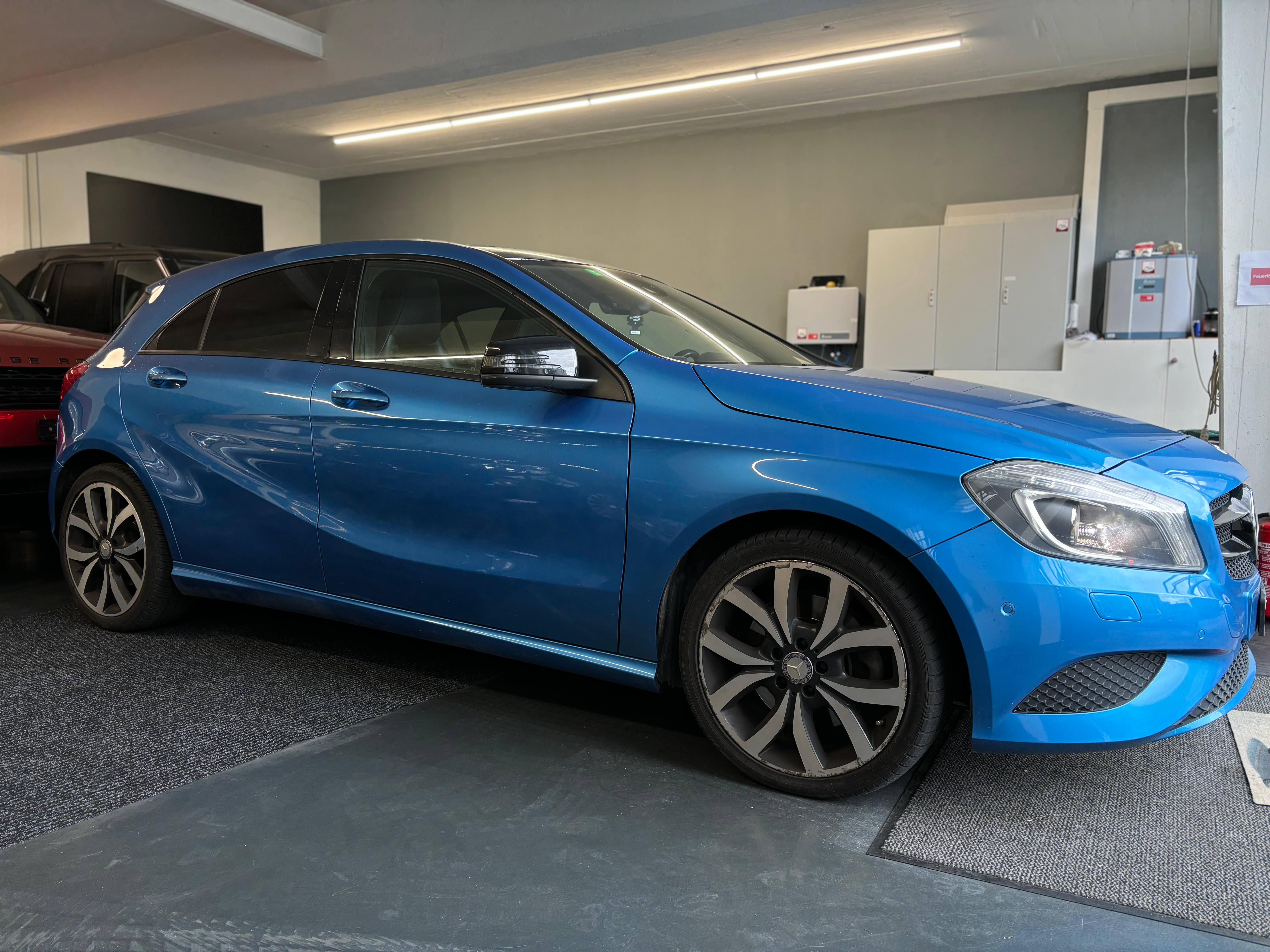 MERCEDES-BENZ A 250 AMG Line 7G-DCT