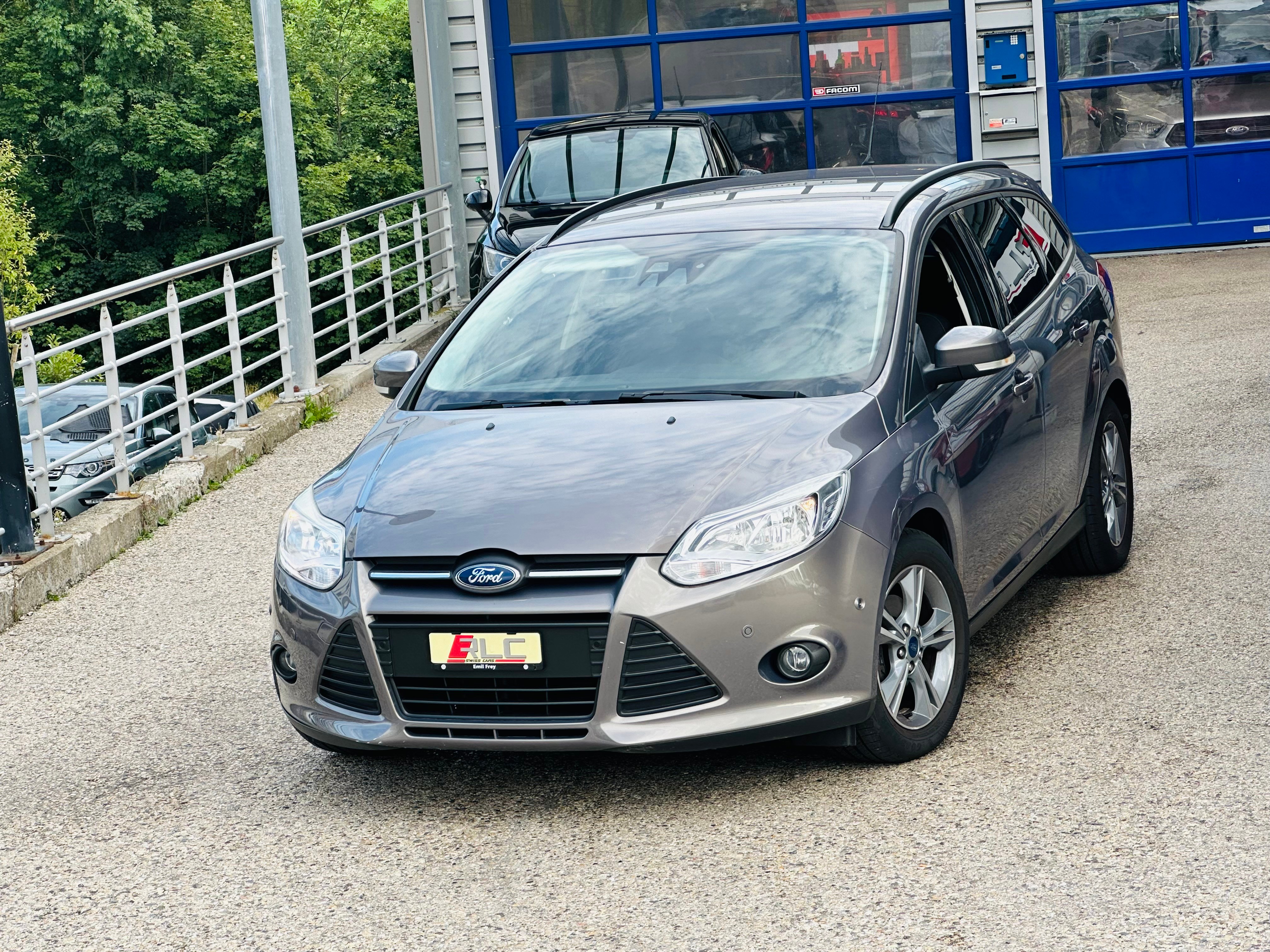 FORD Focus 1.0 SCTi Carving