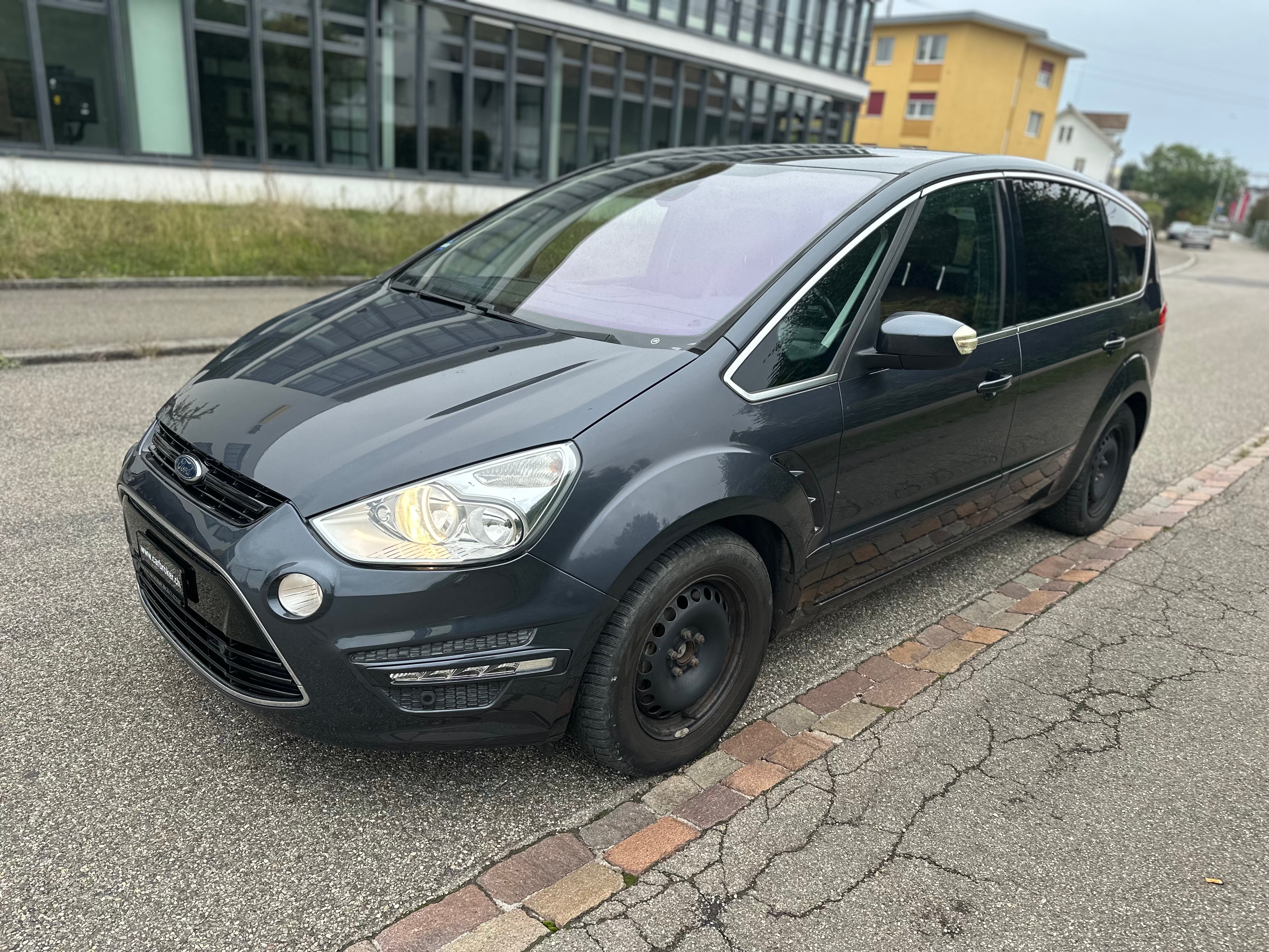 FORD S-Max 2.0 SCTi Titanium PowerShift