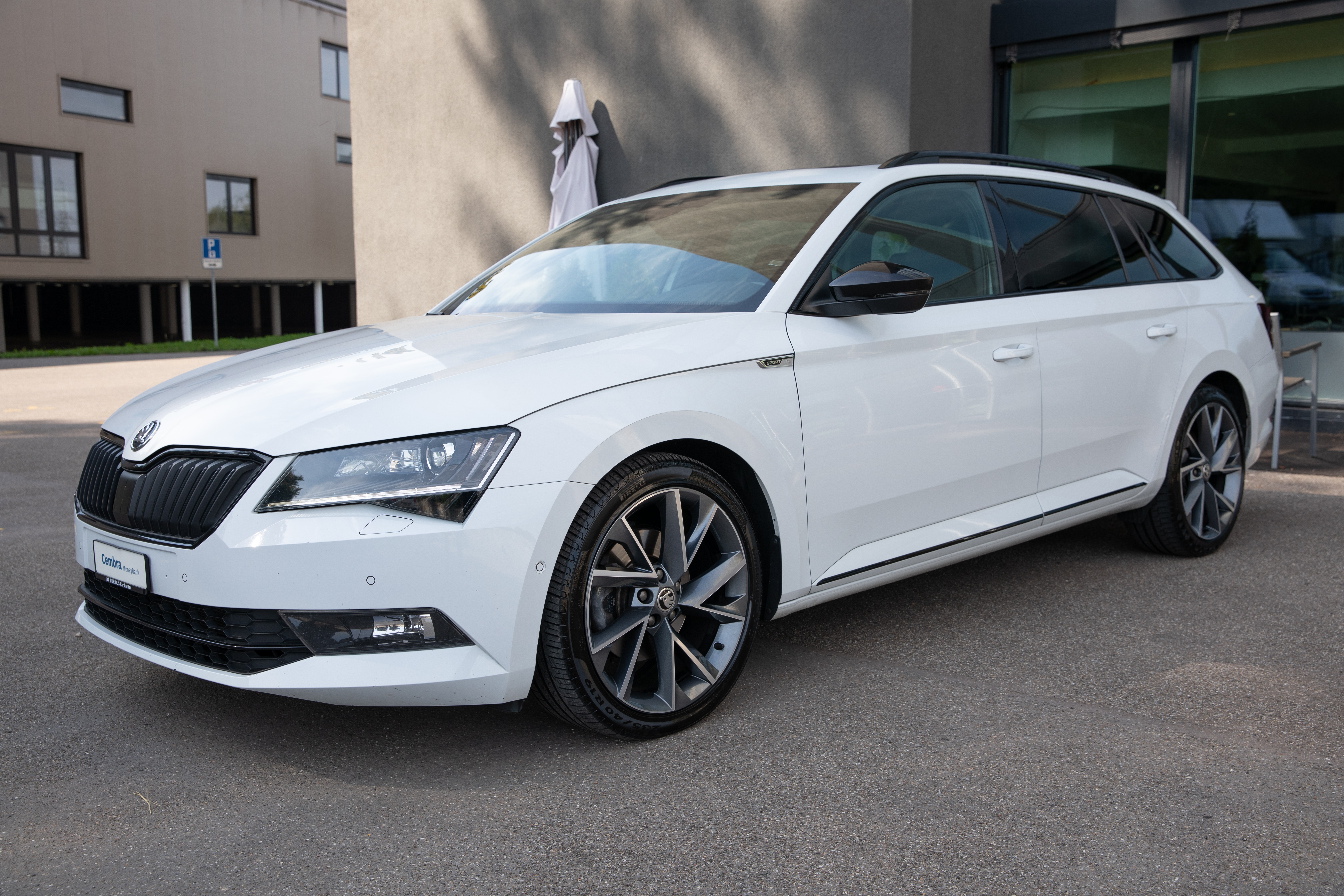 SKODA Superb Combi 2.0 TDi SportLine+ 4x4 DSG