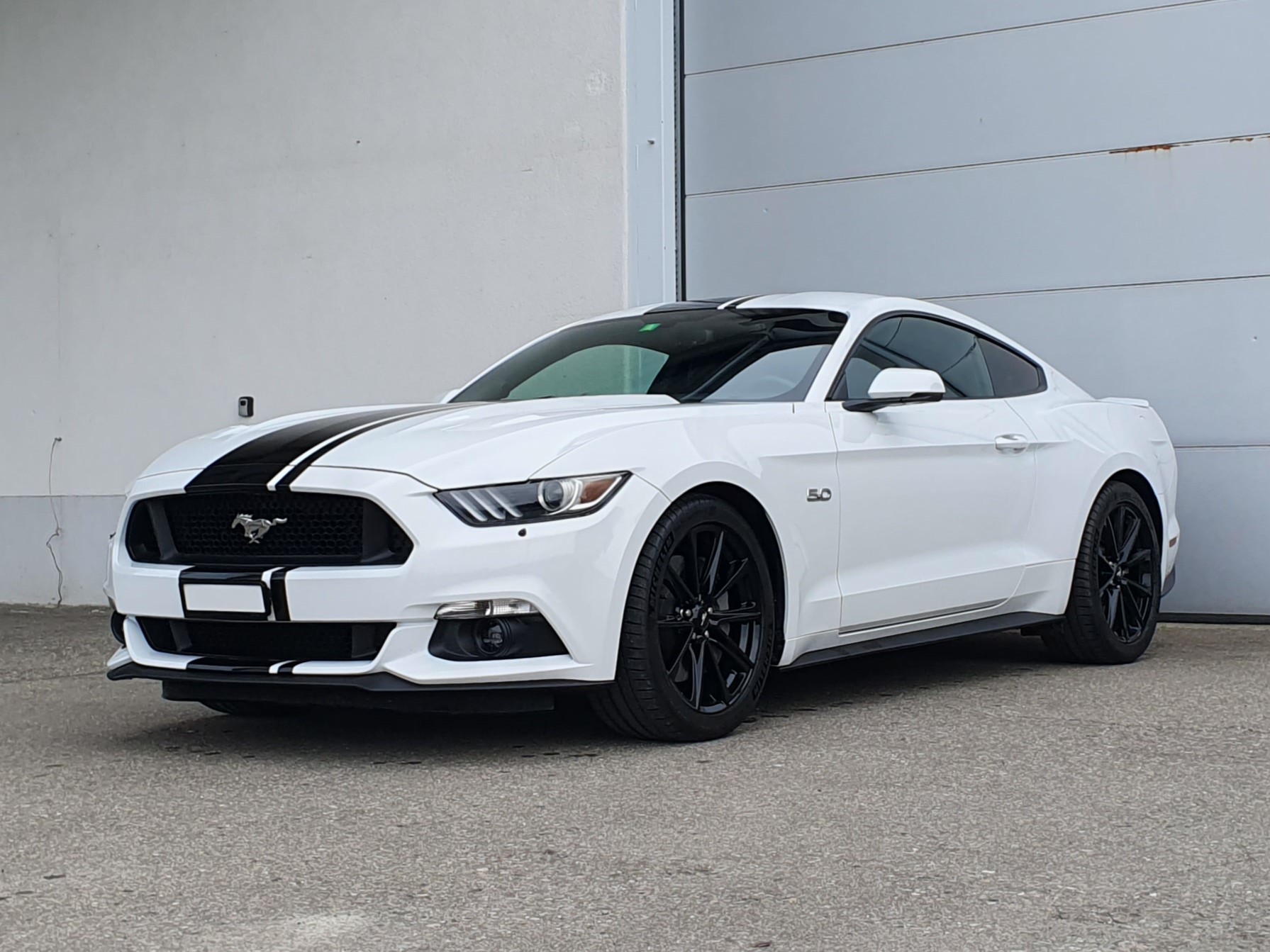 FORD Mustang Fastback 5.0 V8 GT Automat