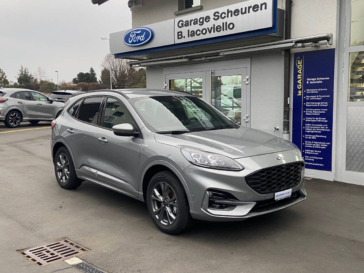 FORD Kuga 2.5 Hybrid ST-Line X 4x4