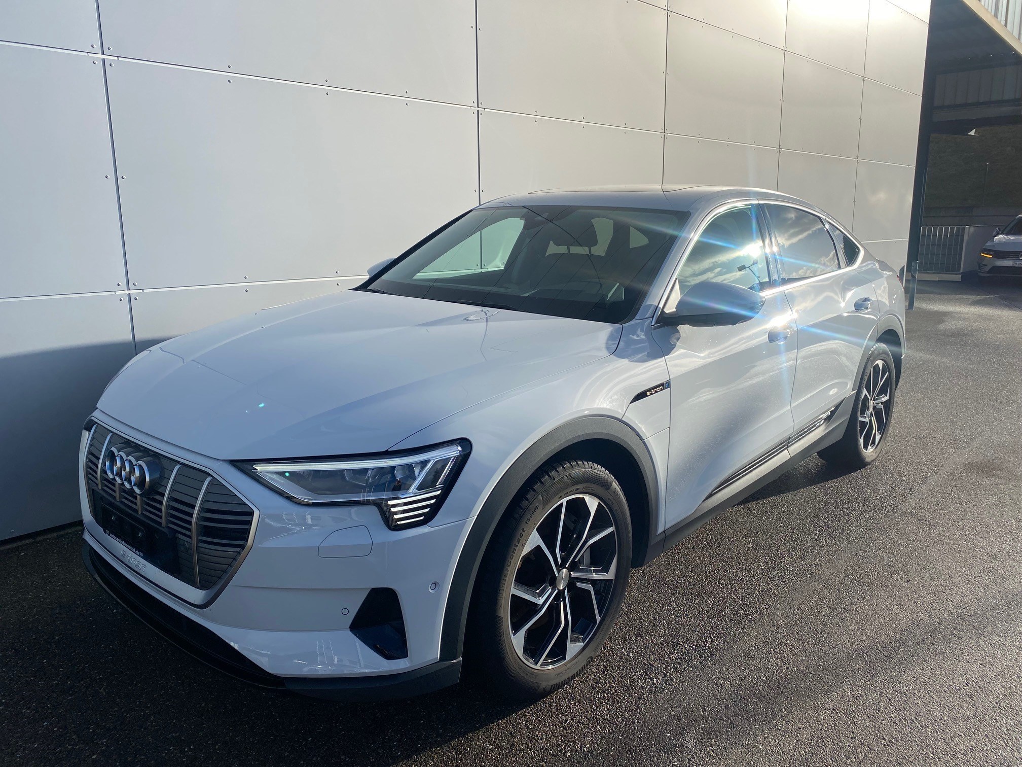 AUDI e-tron 50 quattro