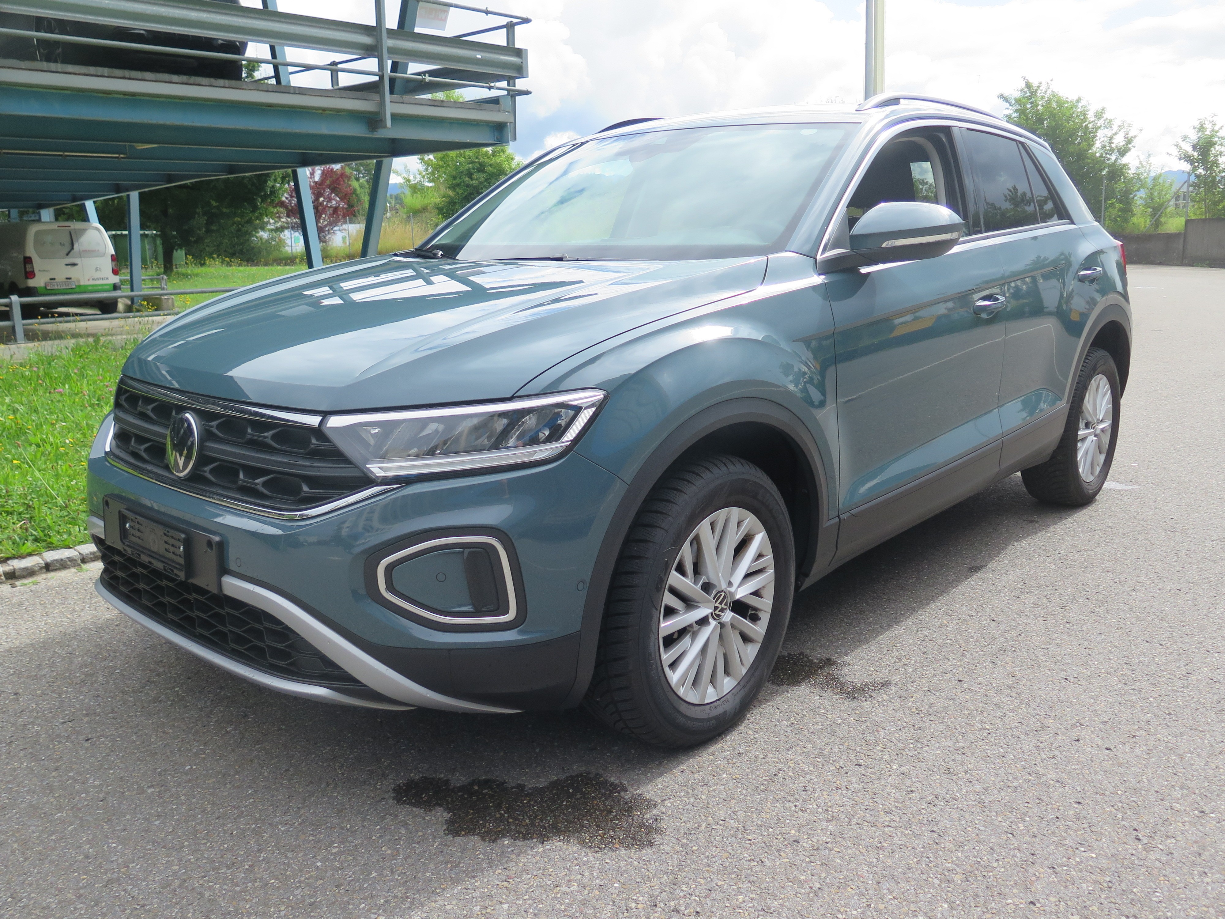 VW T-Roc 1.0 TSI Life (Advance)