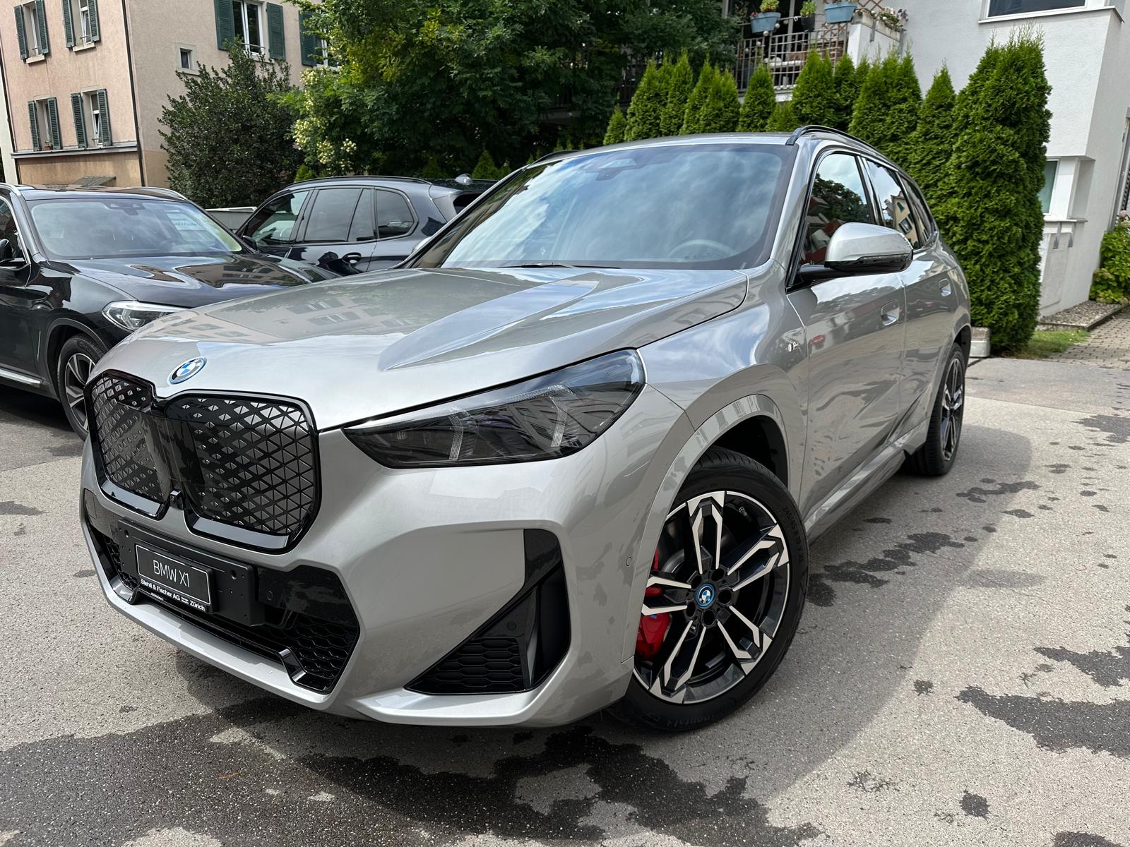 BMW iX1 xDrive 30 M Sport Pro