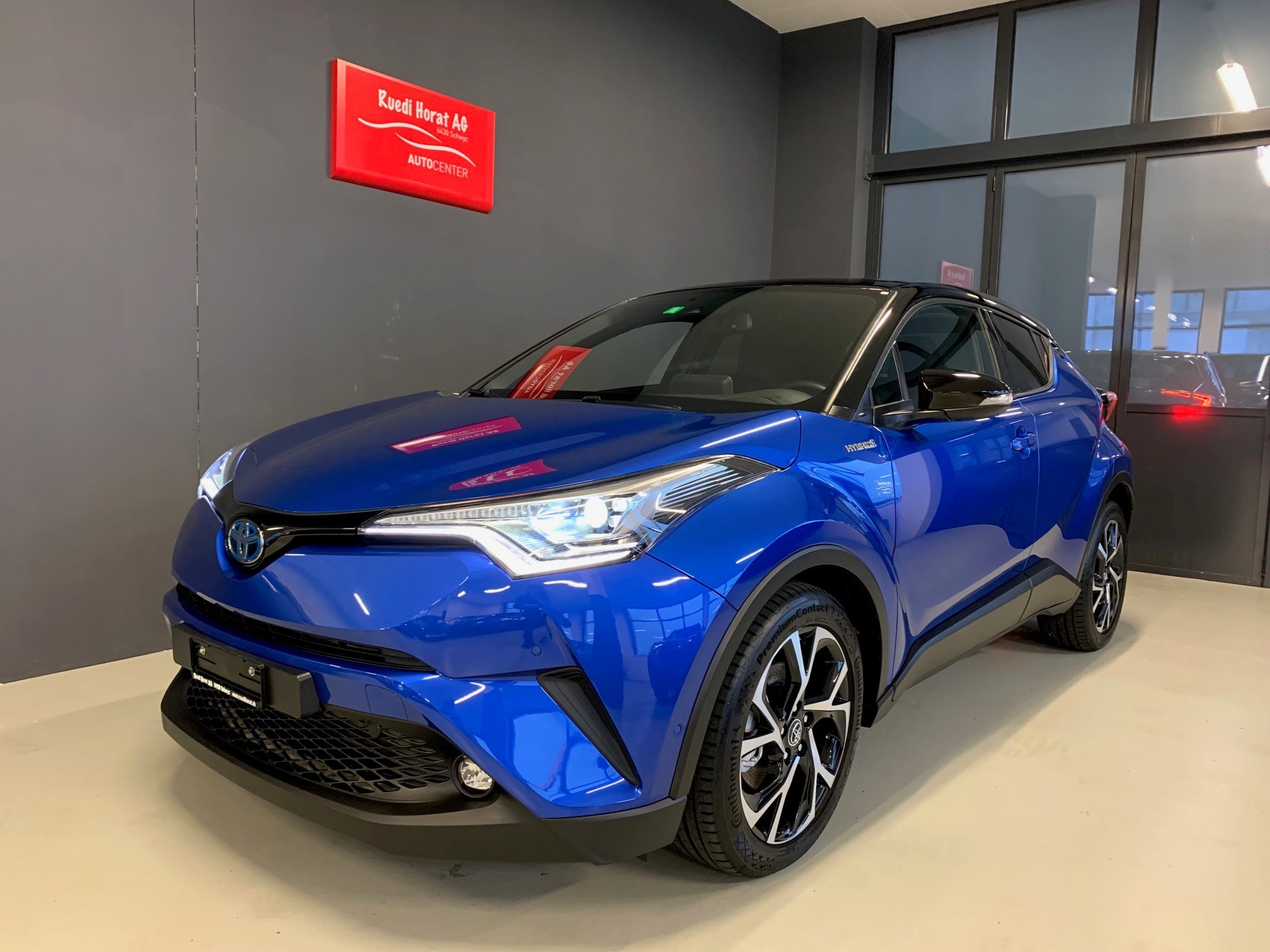 TOYOTA C-HR 1.8 VVTi HSD Trend