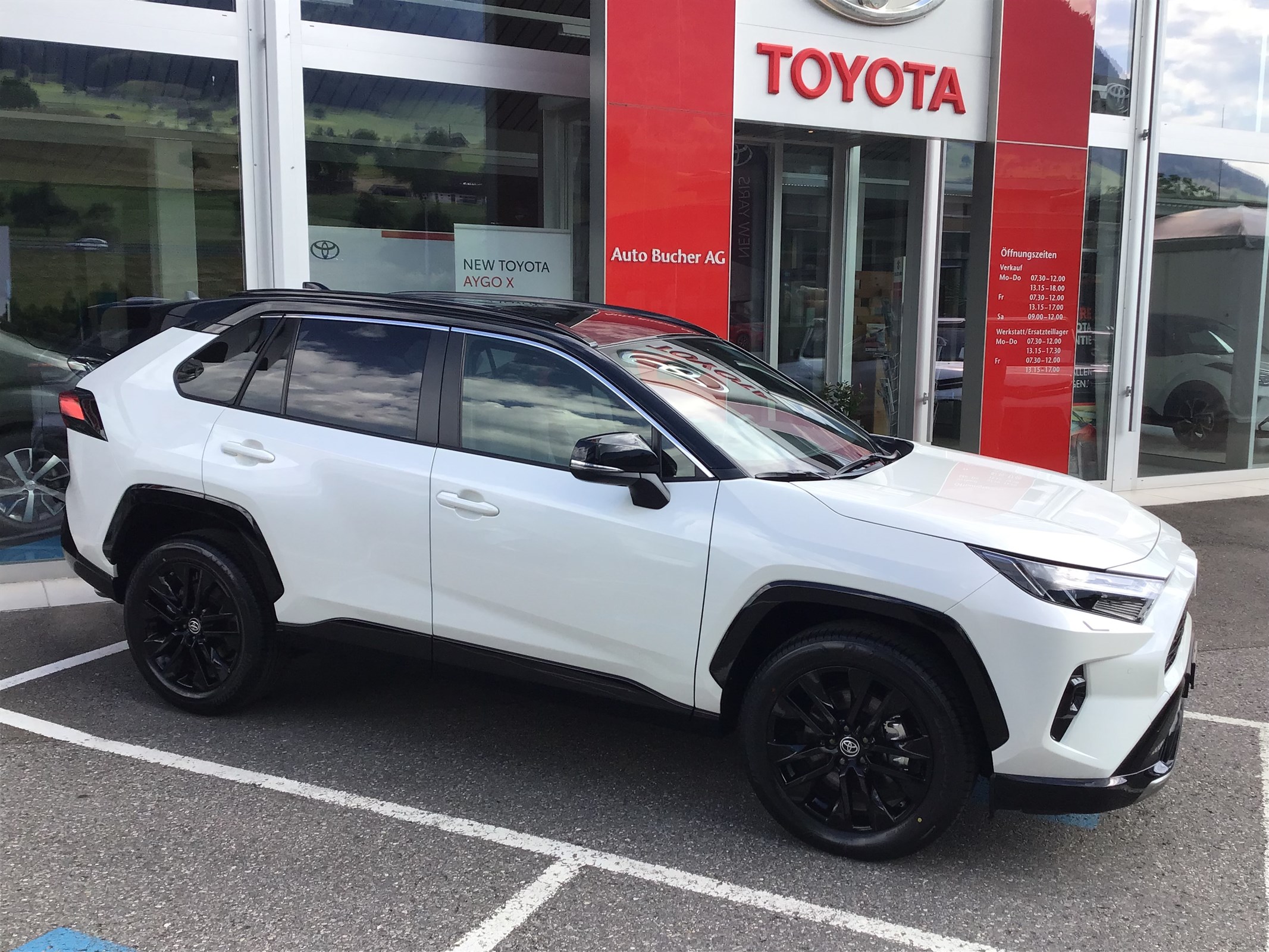 TOYOTA RAV-4 2.5 HSD Style e-CVT 4WD