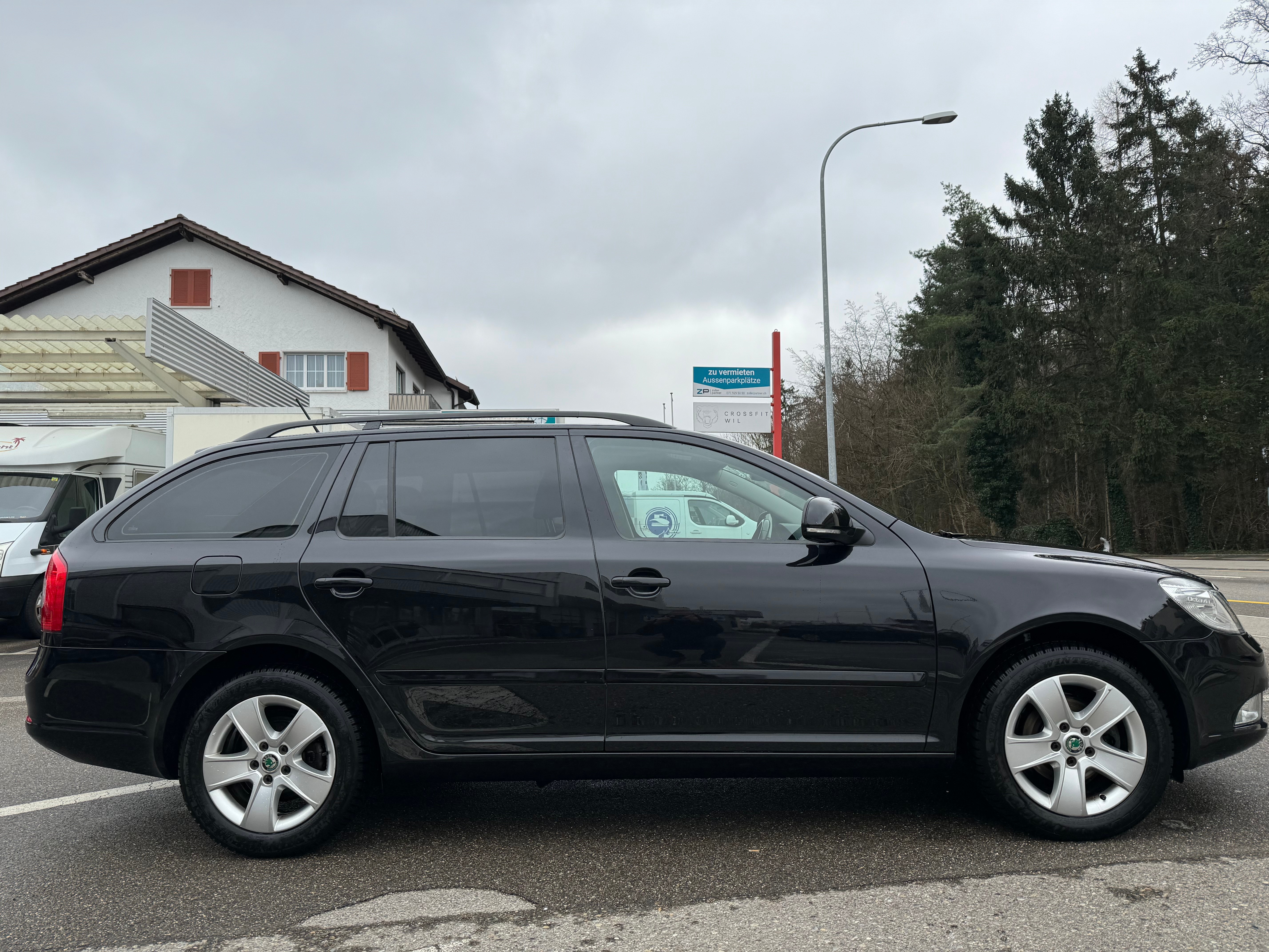 SKODA Octavia Combi 1.4 TSI Elegance DSG