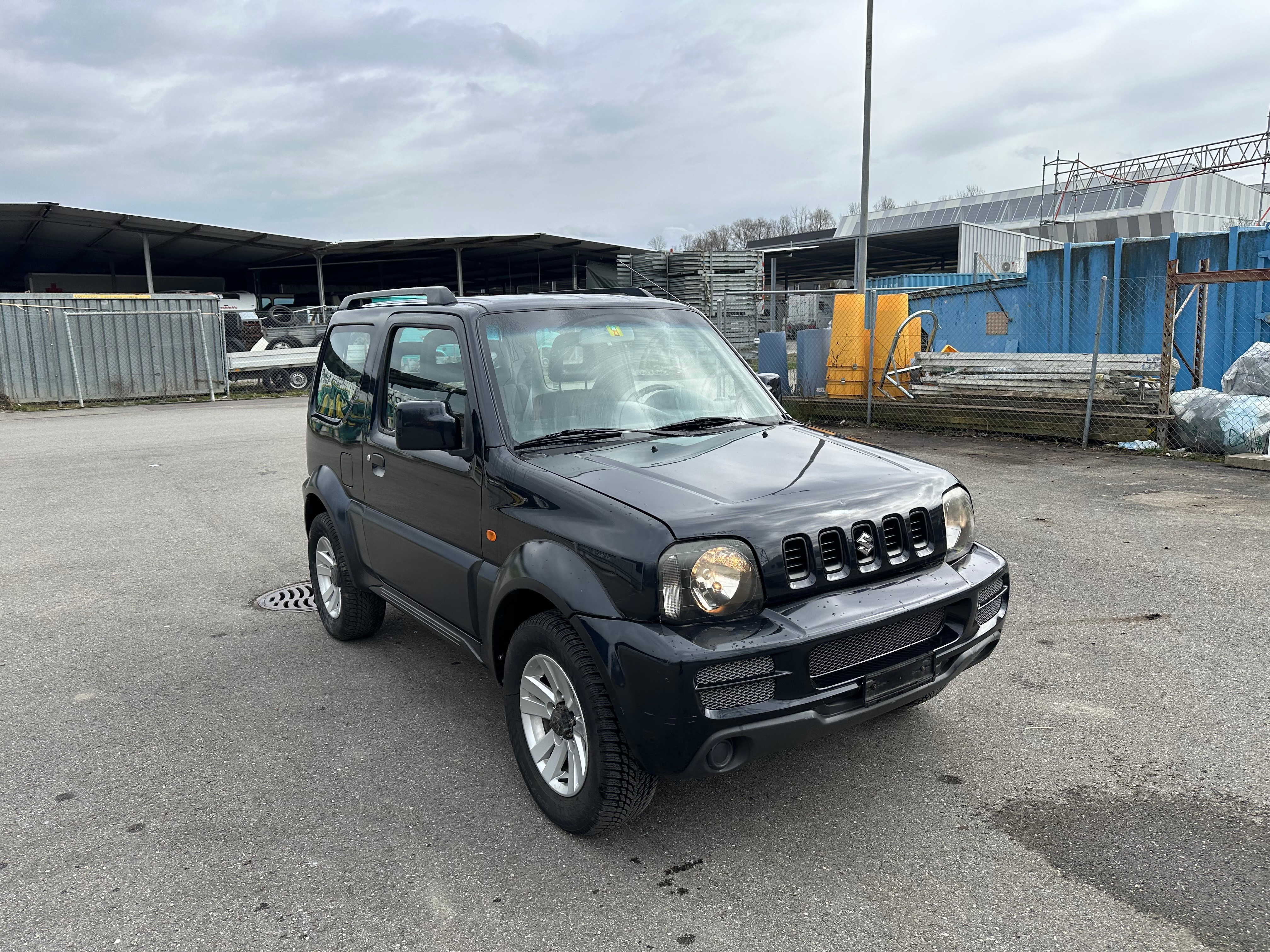 SUZUKI Jimny 1.3 16V Country