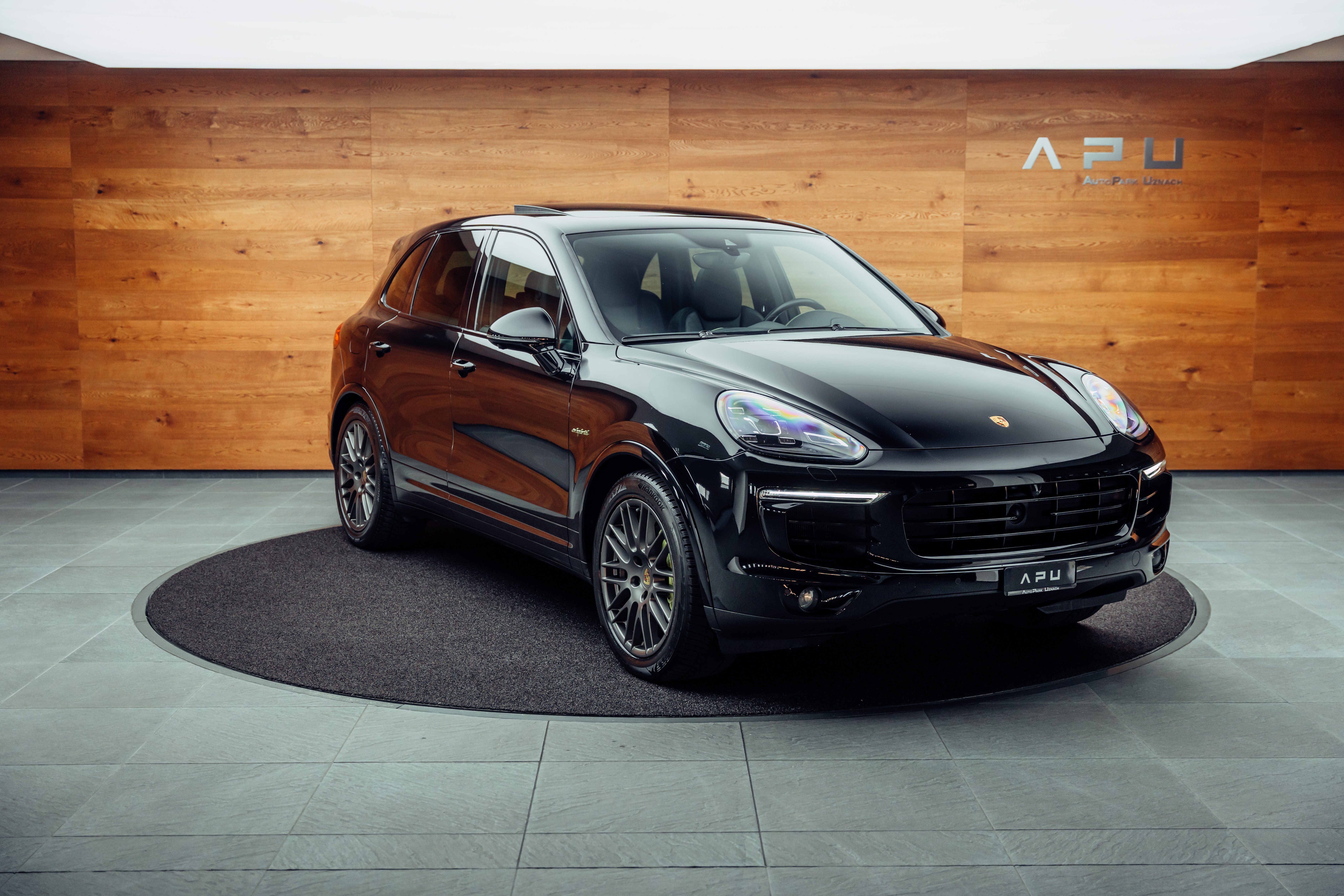 PORSCHE Cayenne S E-Hybrid Platinum Edition