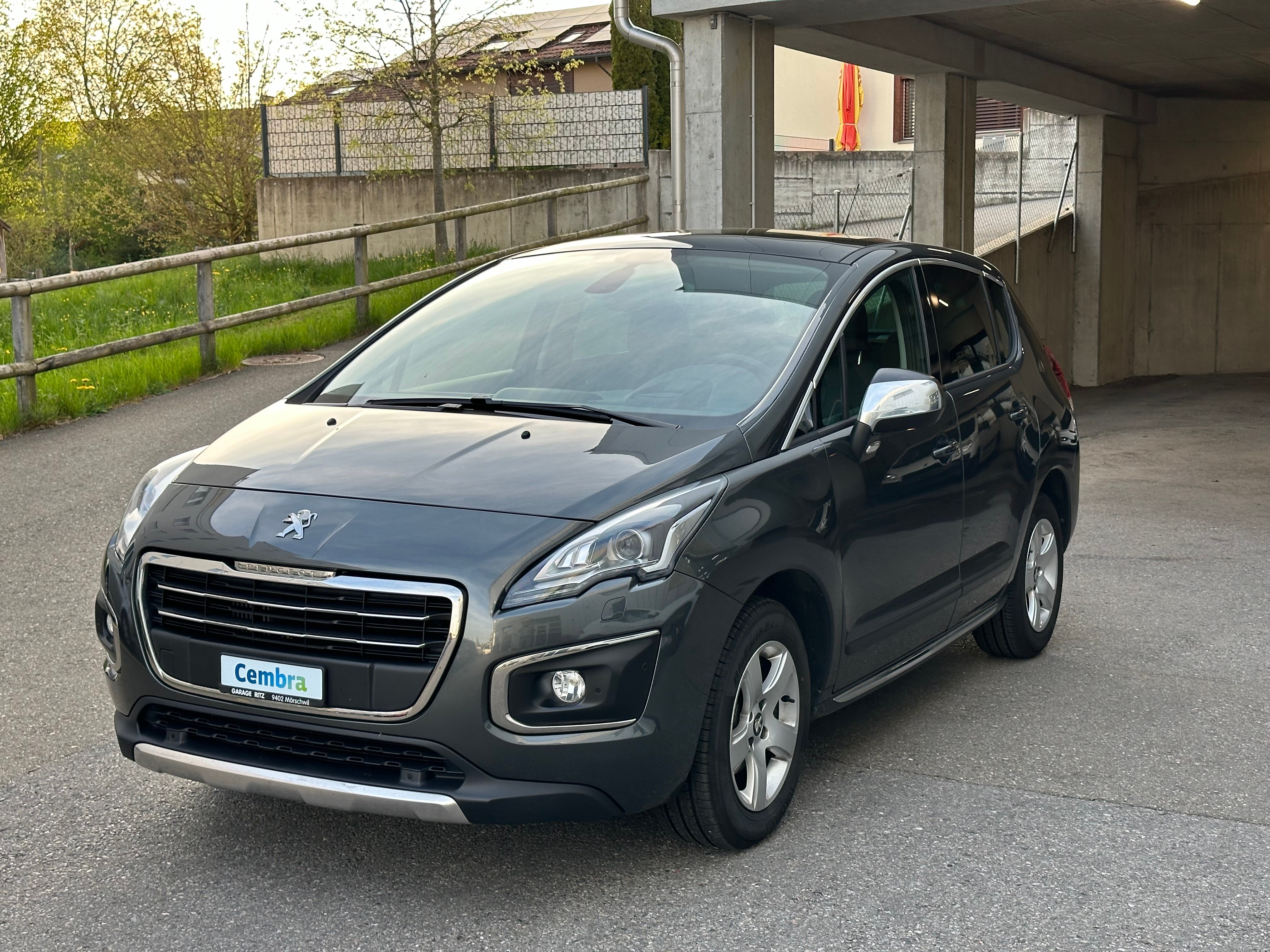 PEUGEOT 3008 1.2 Pure Tech Sensation