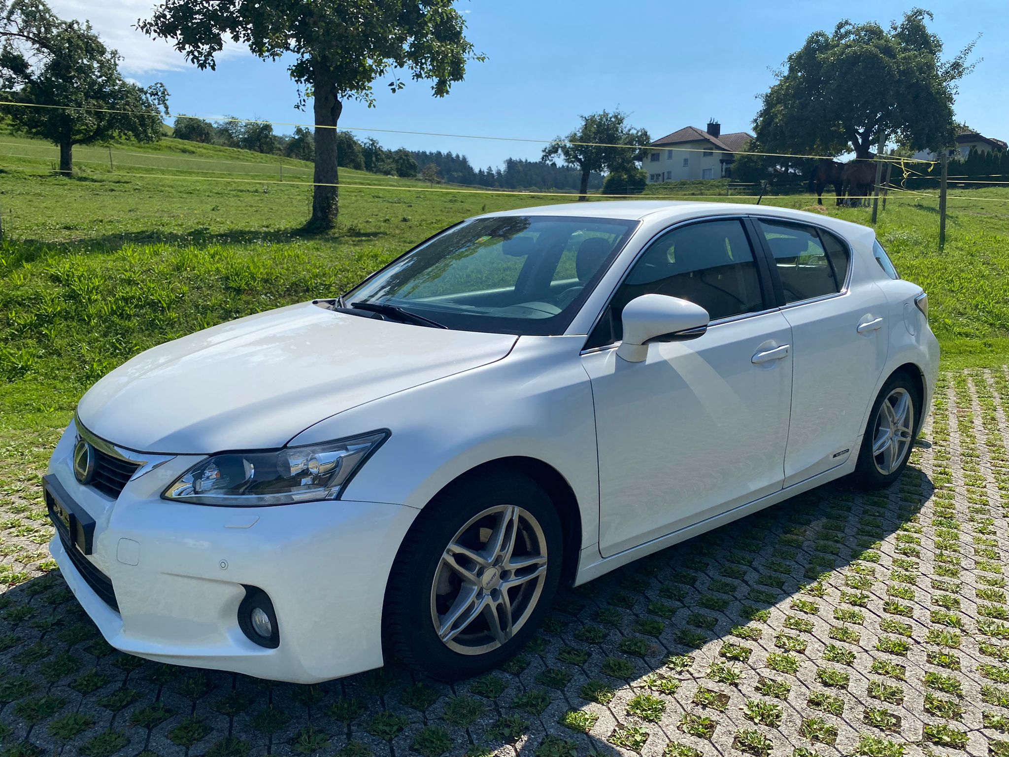 LEXUS CT 200h 1.8 excellence CVT